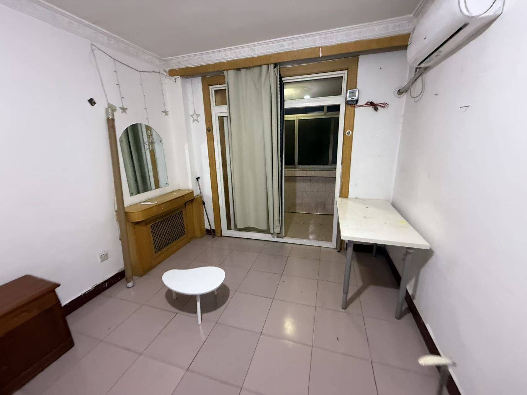 Xi'An-Yanta-Cozy Home,Clean&Comfy,No Gender Limit,Hustle & Bustle,“Friends”,Chilled,LGBTQ Friendly,Pet Friendly