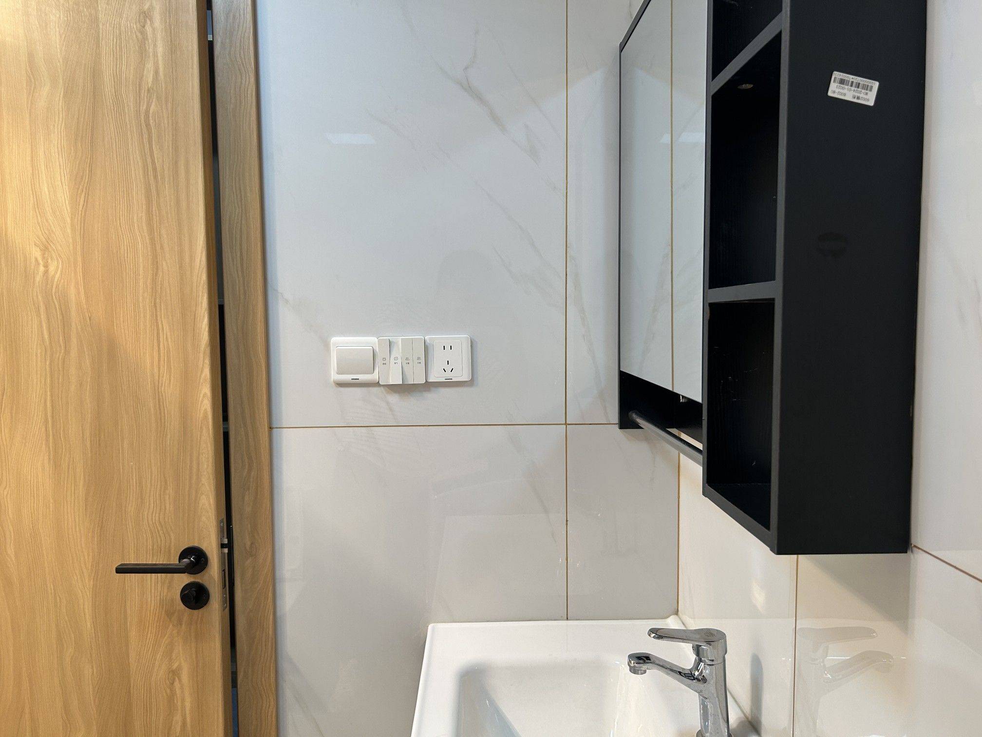 Shanghai-Baoshan-Cozy Home,Clean&Comfy,No Gender Limit,Hustle & Bustle,“Friends”,Chilled,LGBTQ Friendly,Pet Friendly