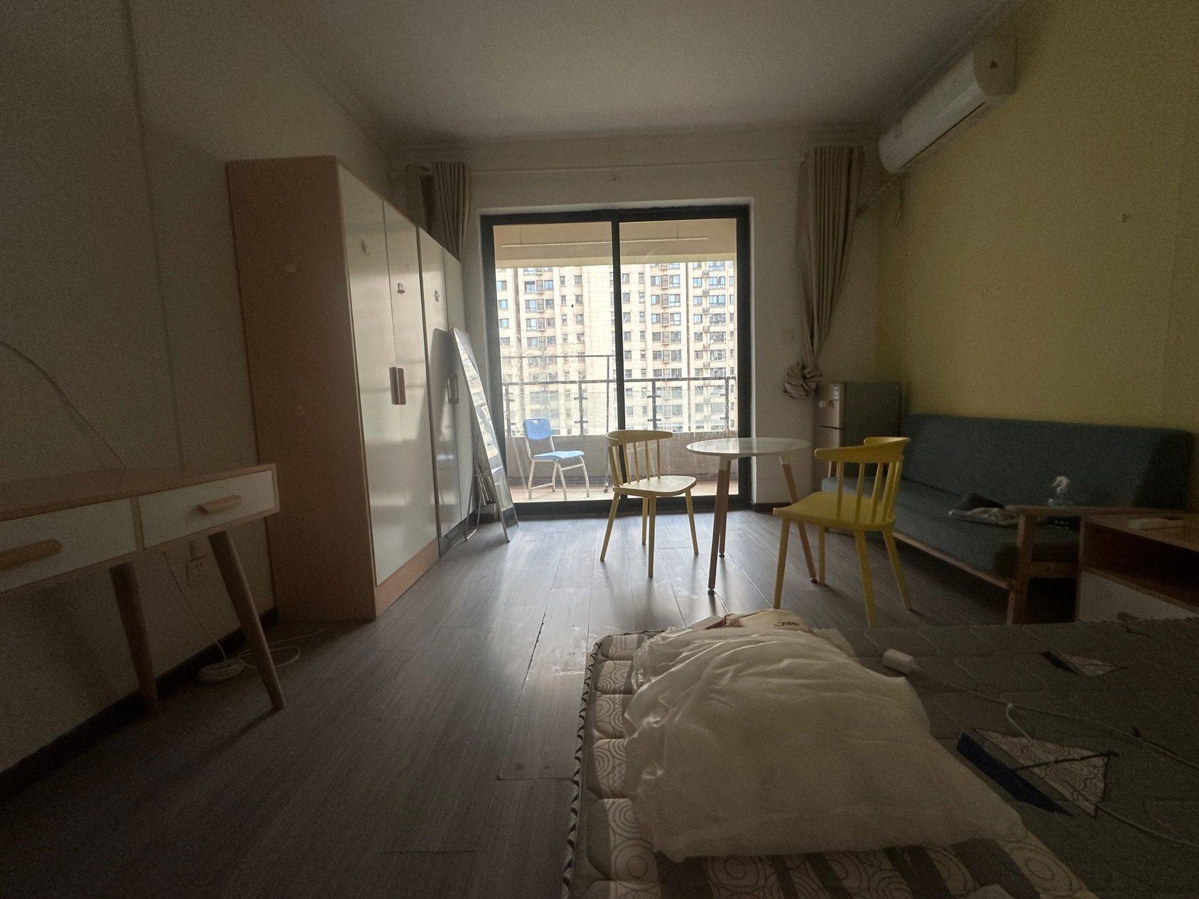 Cozy Home-Clean&Comfy-No Gender Limit