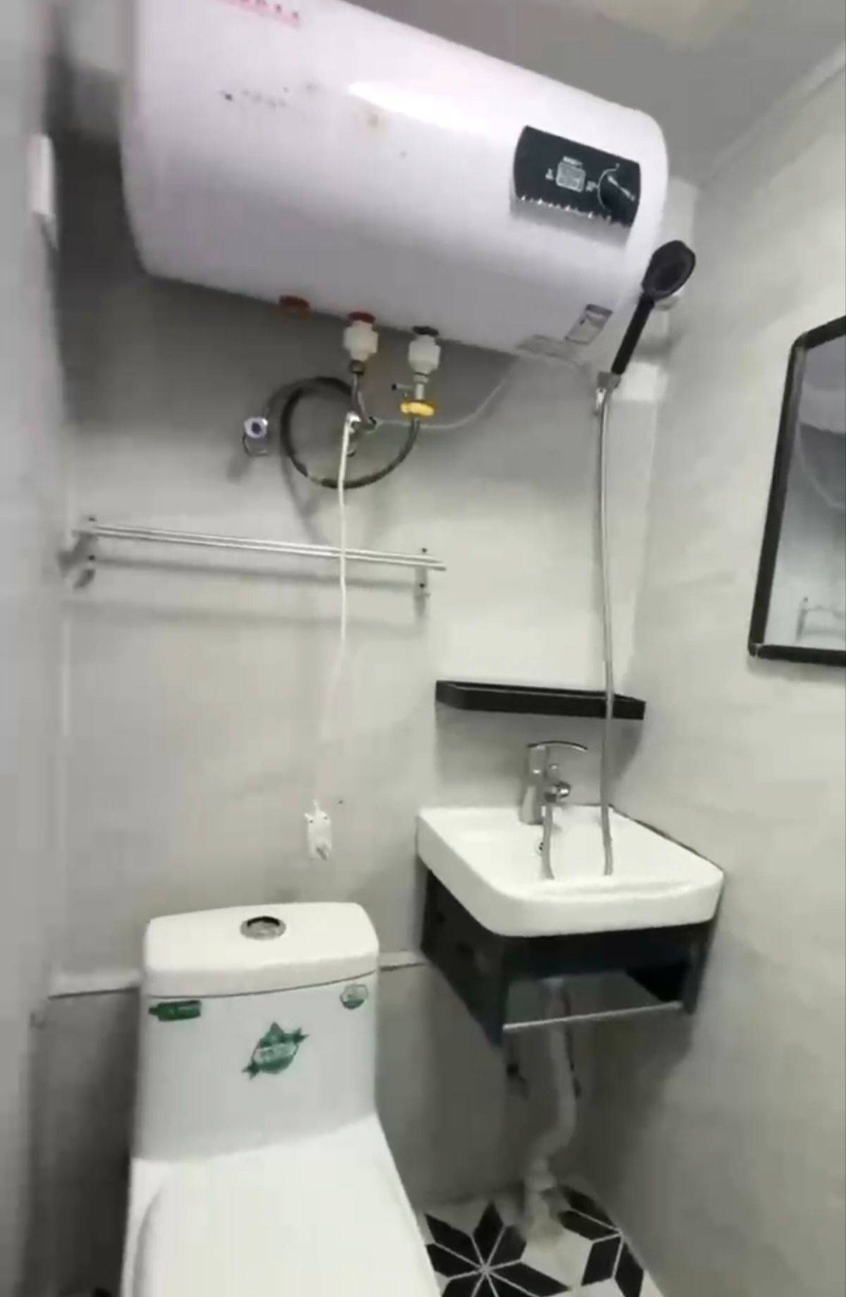 Shanghai-Pudong-Clean&Comfy,No Gender Limit