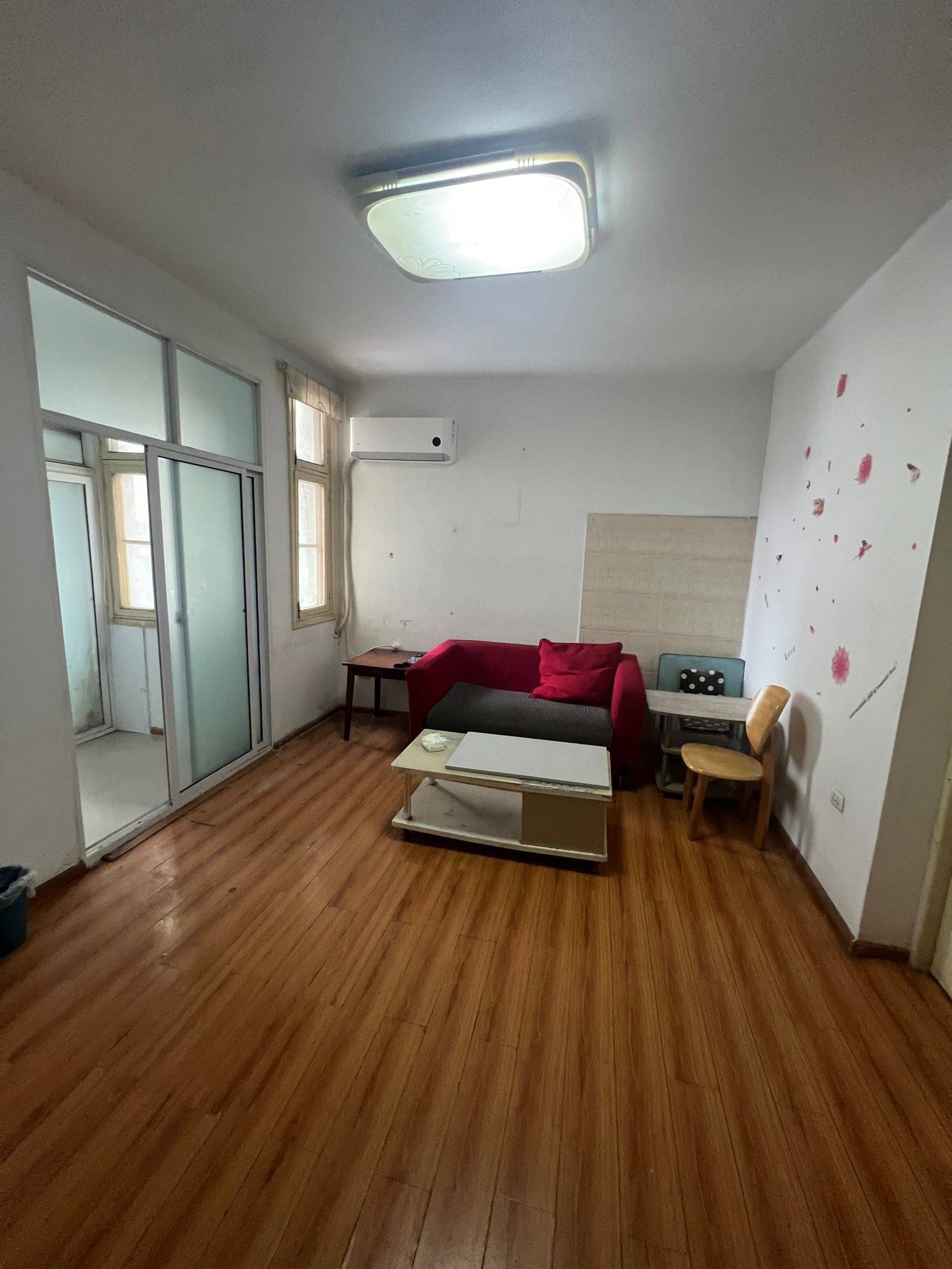 Wuhan-Hongshan-Hustle & Bustle,Chilled