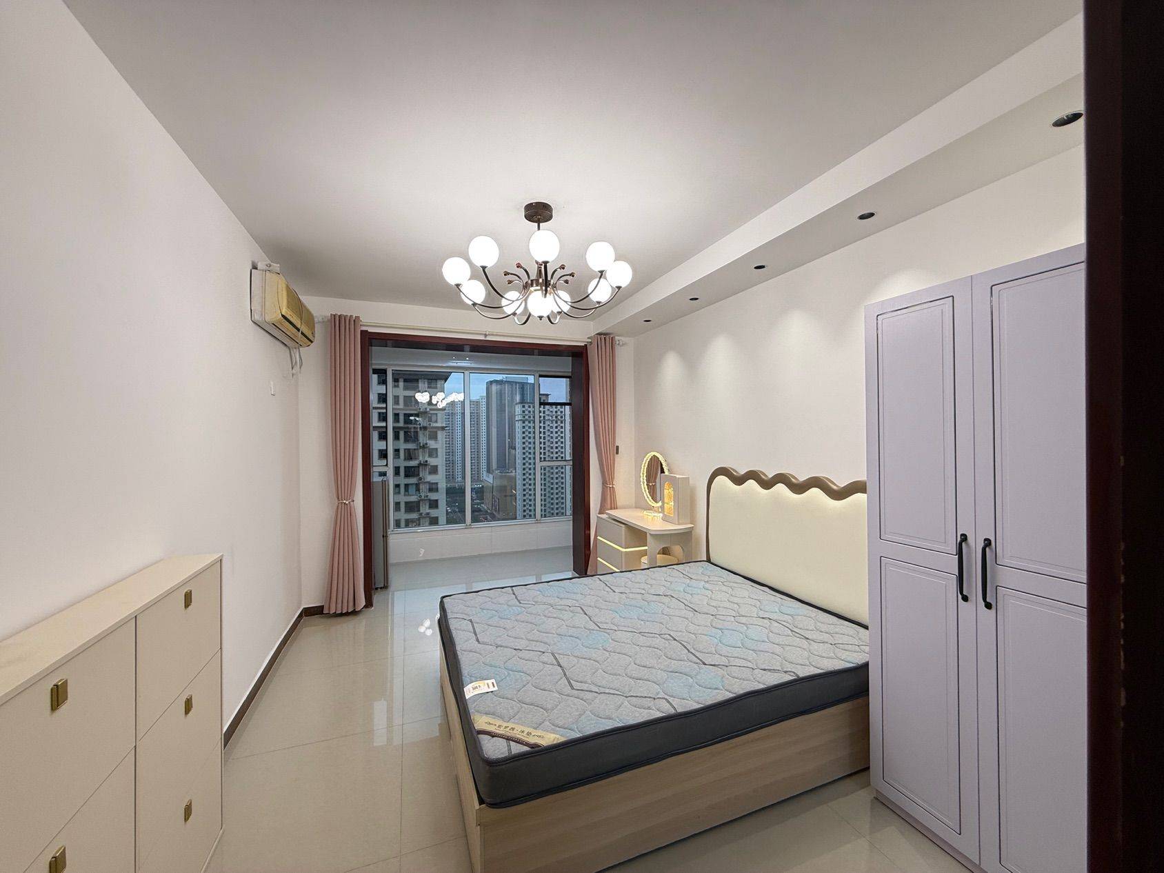 Shijiazhuang-Chang'an-Cozy Home,Clean&Comfy,Hustle & Bustle,“Friends”,Chilled