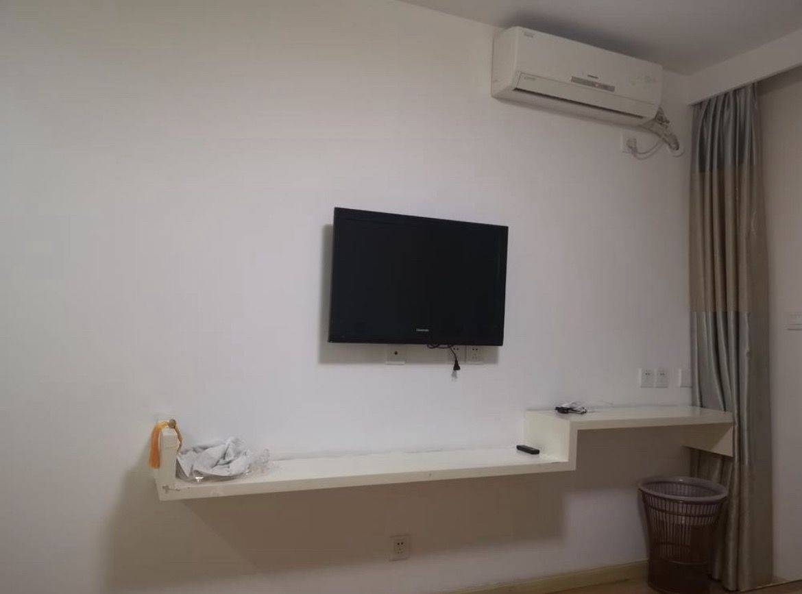 Shanghai-Songjiang-LGBTQ Friendly,Pet Friendly
