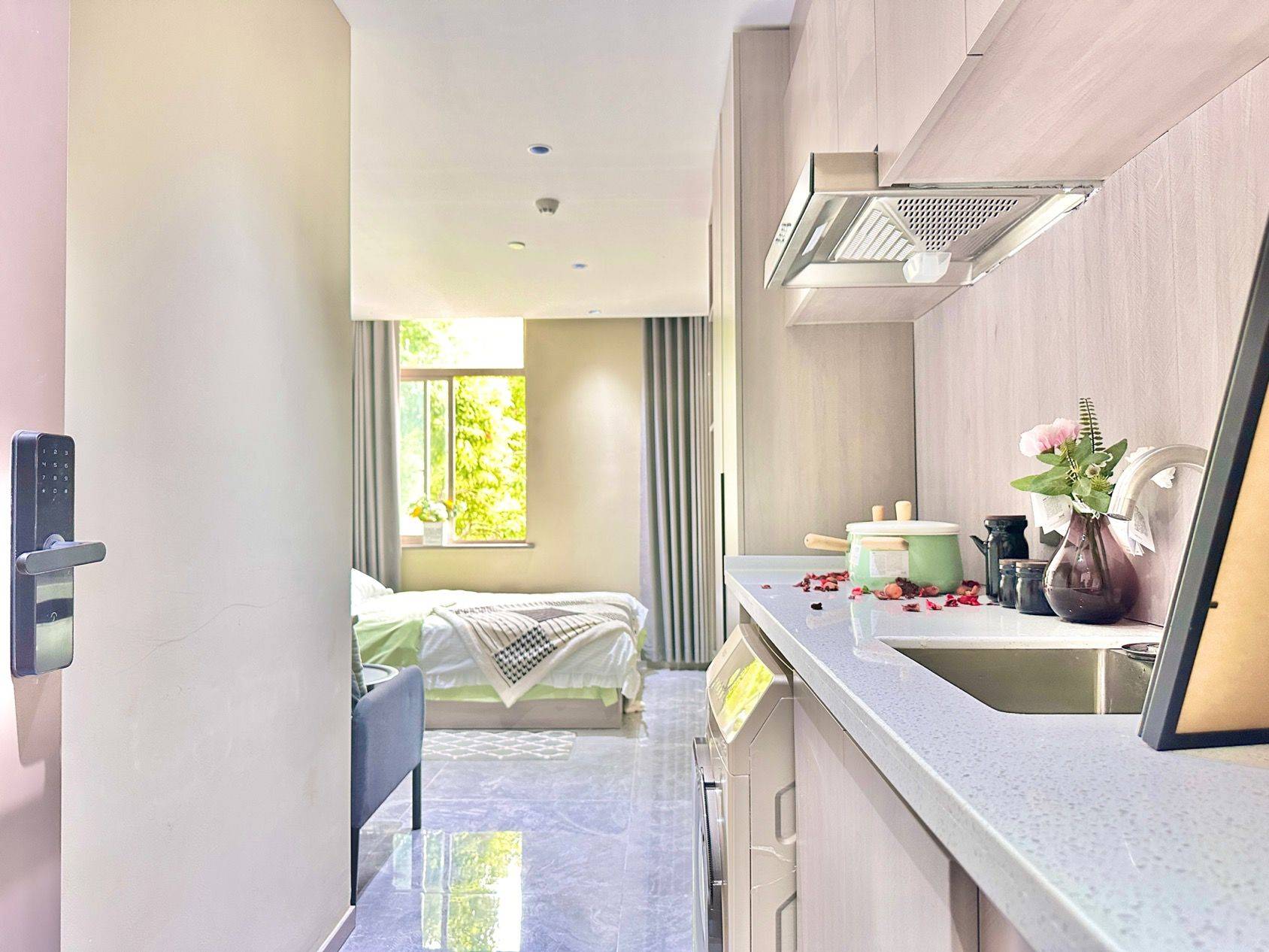 Shanghai-Pudong-🉑公积金提取,🔥民用水电,🌈可享受折扣,Pet Friendly,LGBTQ Friendly,Cozy Home,Clean&Comfy,No Gender Limit,Hustle & Bustle,“Friends”,Chilled