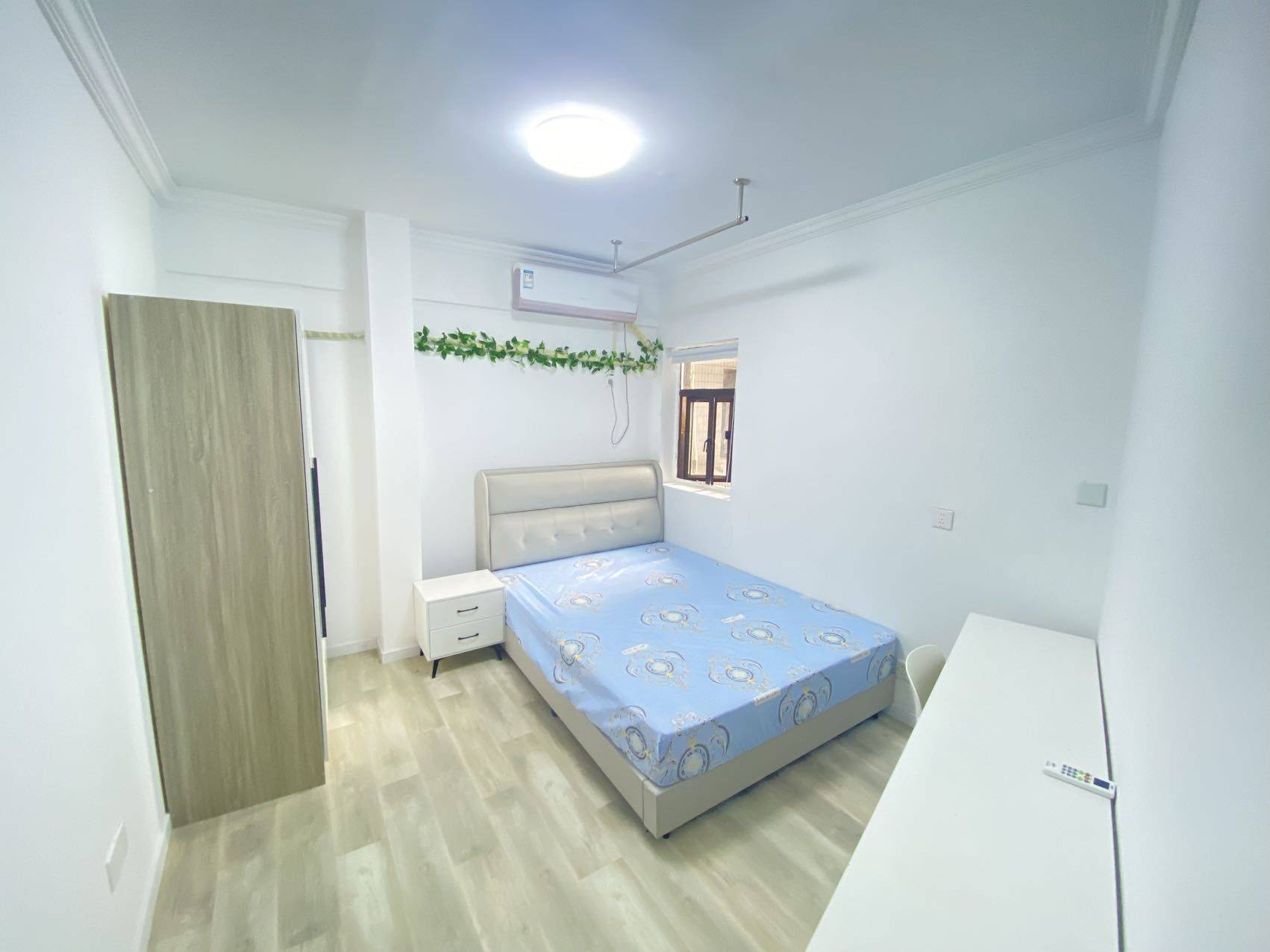 Nanjing-Gulou-Cozy Home,Clean&Comfy,No Gender Limit,Hustle & Bustle,“Friends”,Chilled,LGBTQ Friendly,Pet Friendly