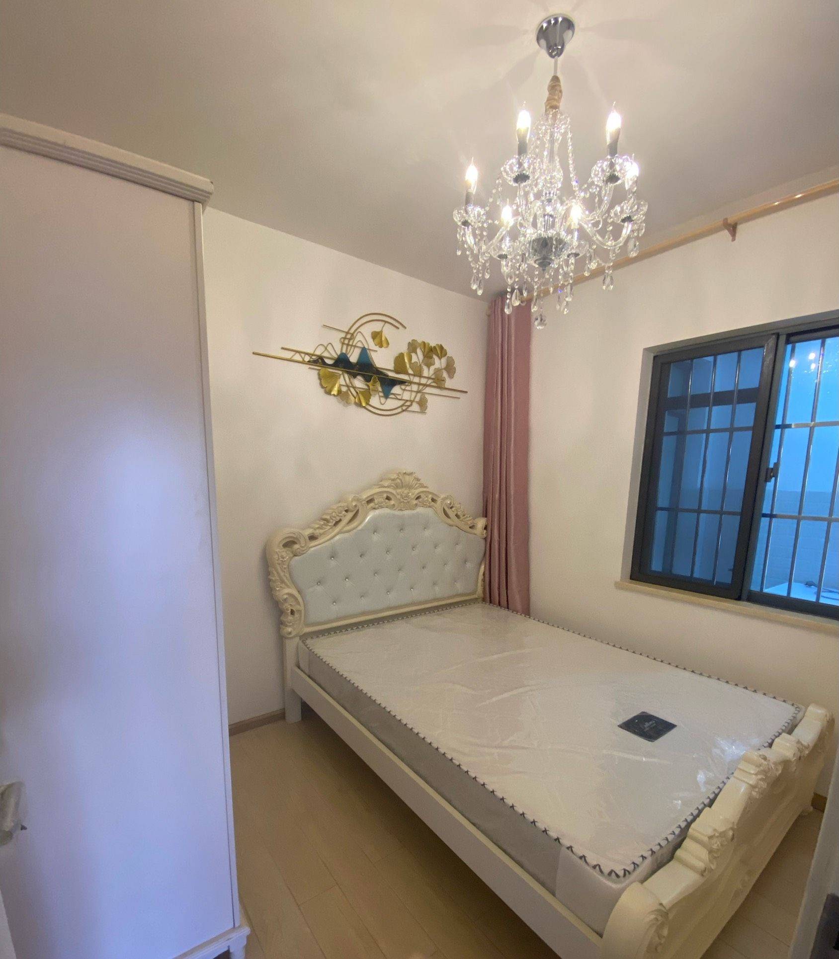 Kunming-Panlong-限女生,可短租月付,免费维修及公共卫生每周打扫,房东直租全包无其它费用,Pet Friendly,LGBTQ Friendly,Cozy Home,Clean&Comfy,Hustle & Bustle,“Friends”,Chilled