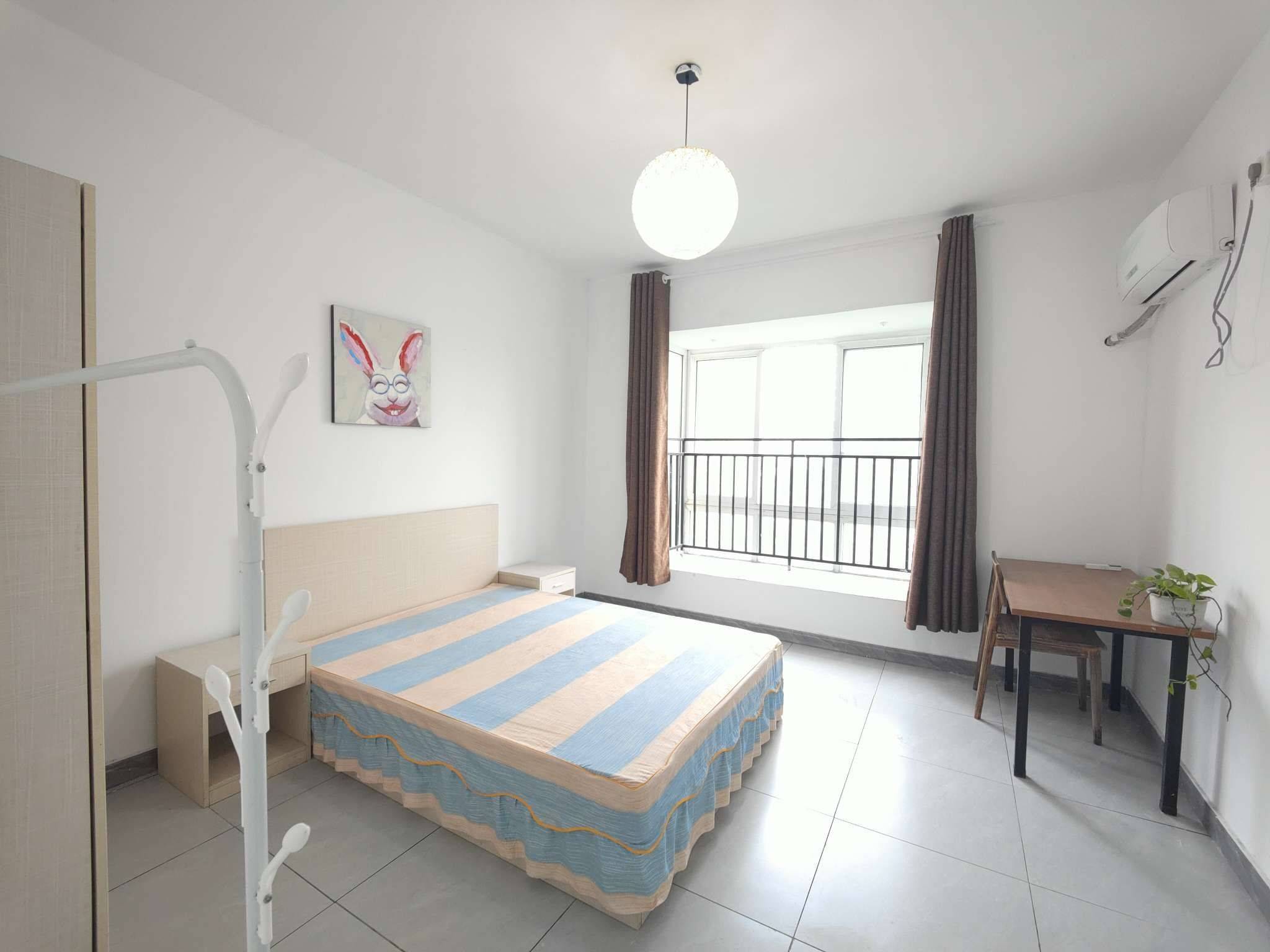 Chongqing-Jiulongpo-Cozy Home,Clean&Comfy,No Gender Limit,Hustle & Bustle