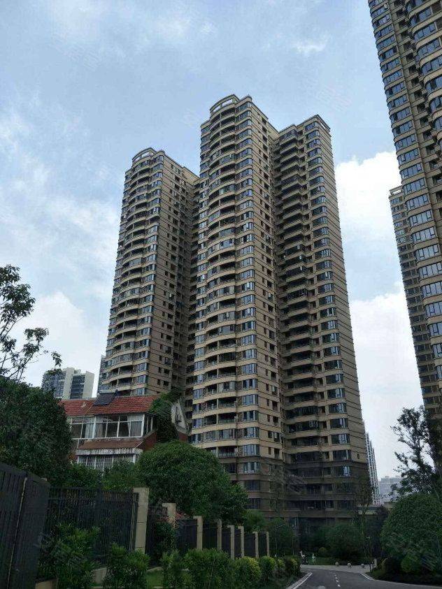 Changsha-Wangcheng-Cozy Home,Clean&Comfy,No Gender Limit,Hustle & Bustle,“Friends”,Chilled,LGBTQ Friendly,Pet Friendly