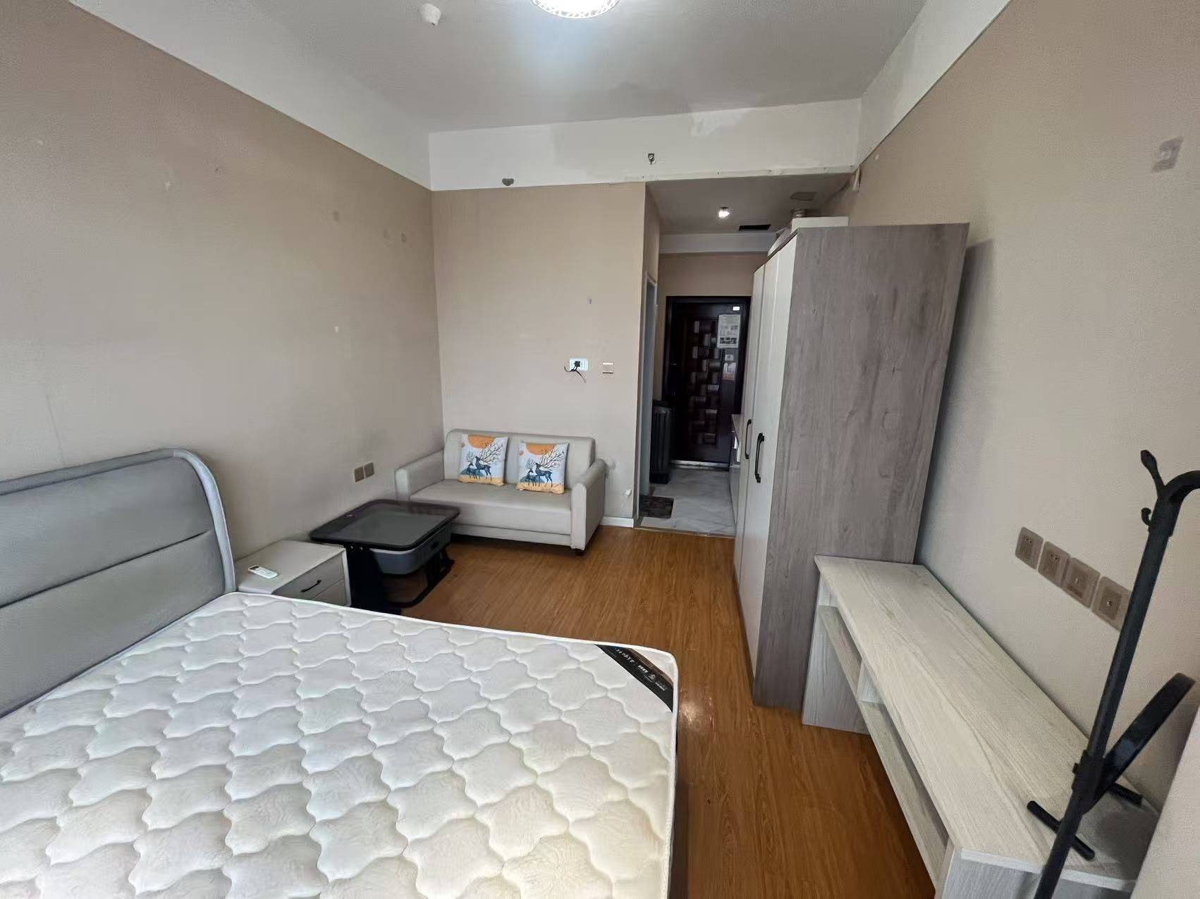 Zhengzhou-Erqi-Clean&Comfy,No Gender Limit,Pet Friendly