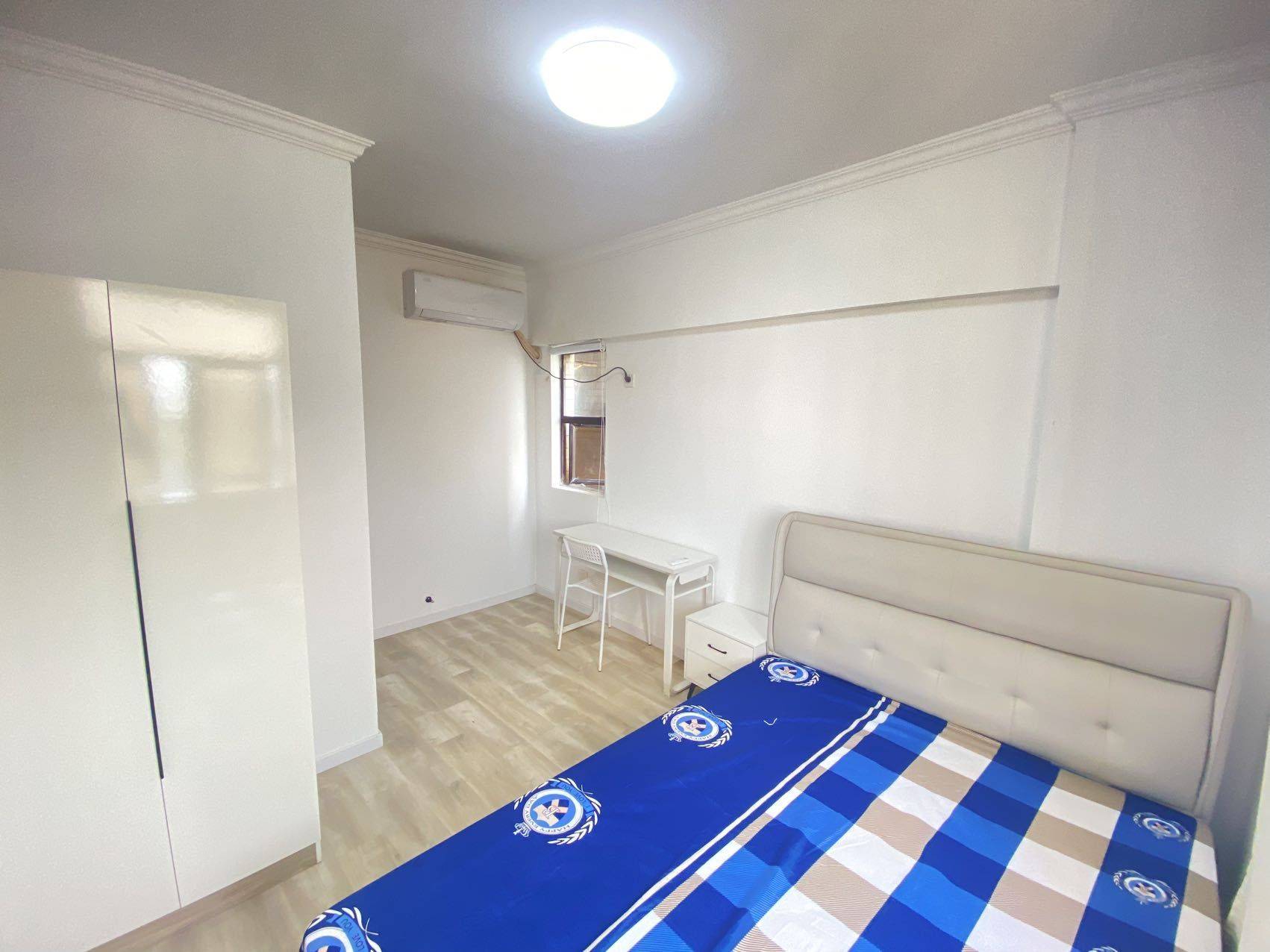 Nanjing-Gulou-Cozy Home,Clean&Comfy,No Gender Limit,Hustle & Bustle,“Friends”,Chilled,LGBTQ Friendly,Pet Friendly