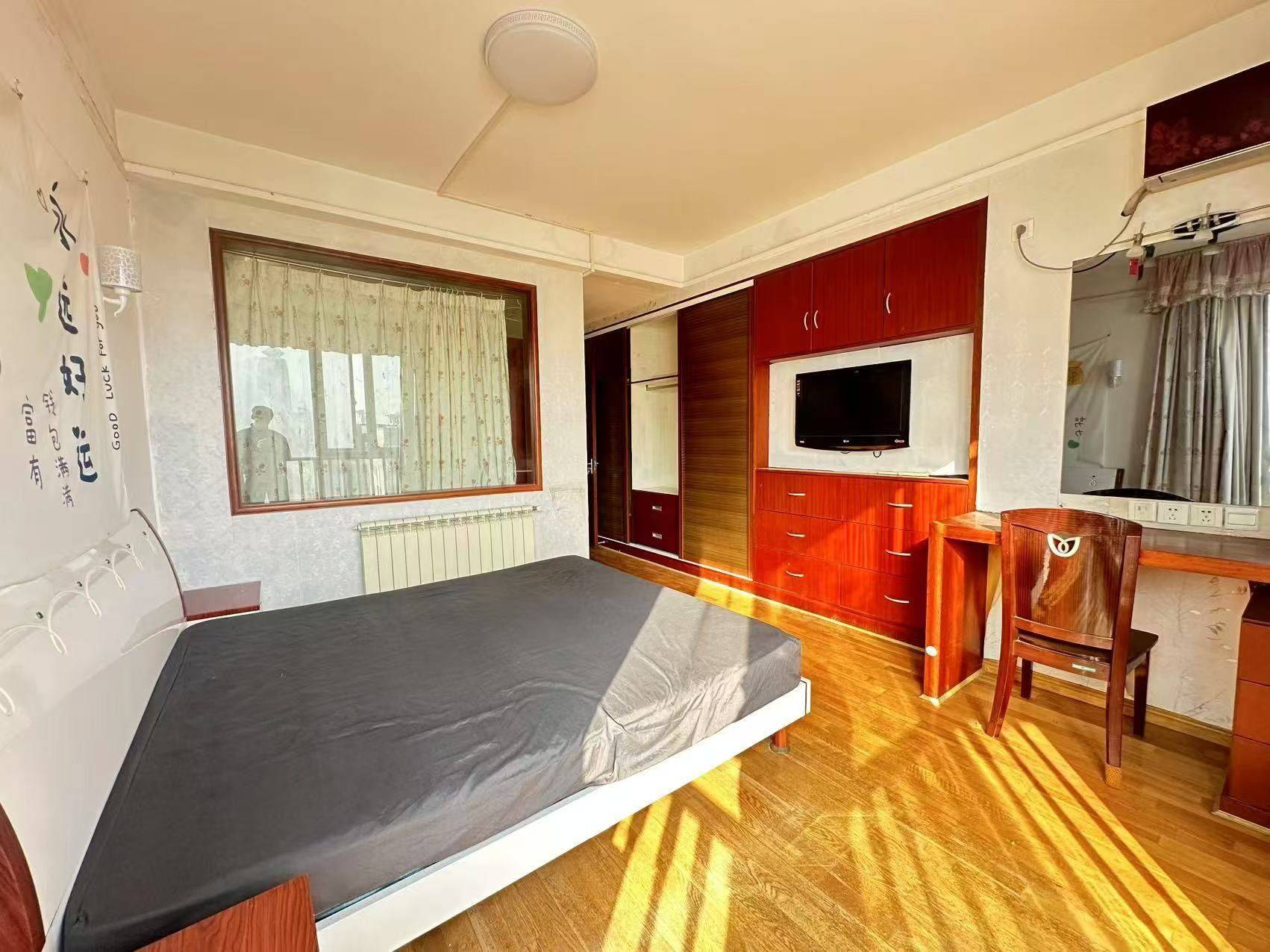 Wuhan-Wuchang-Cozy Home,Clean&Comfy,No Gender Limit,Hustle & Bustle