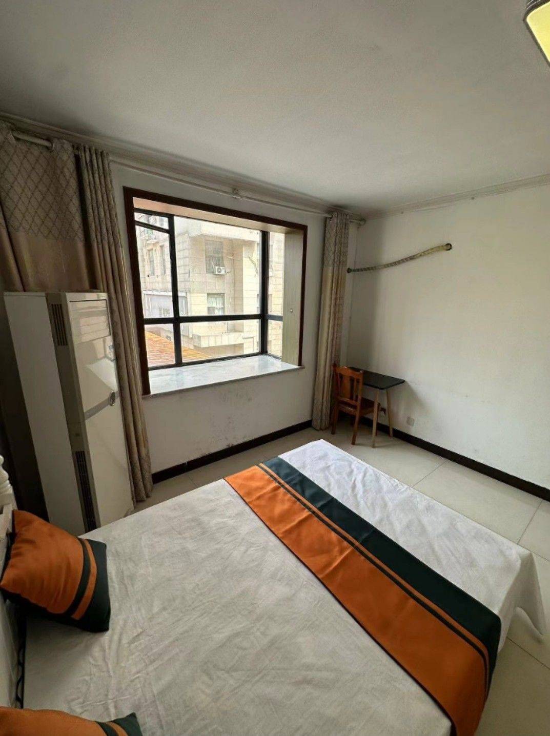 Zhengzhou-Erqi-Cozy Home,Clean&Comfy,No Gender Limit,Hustle & Bustle