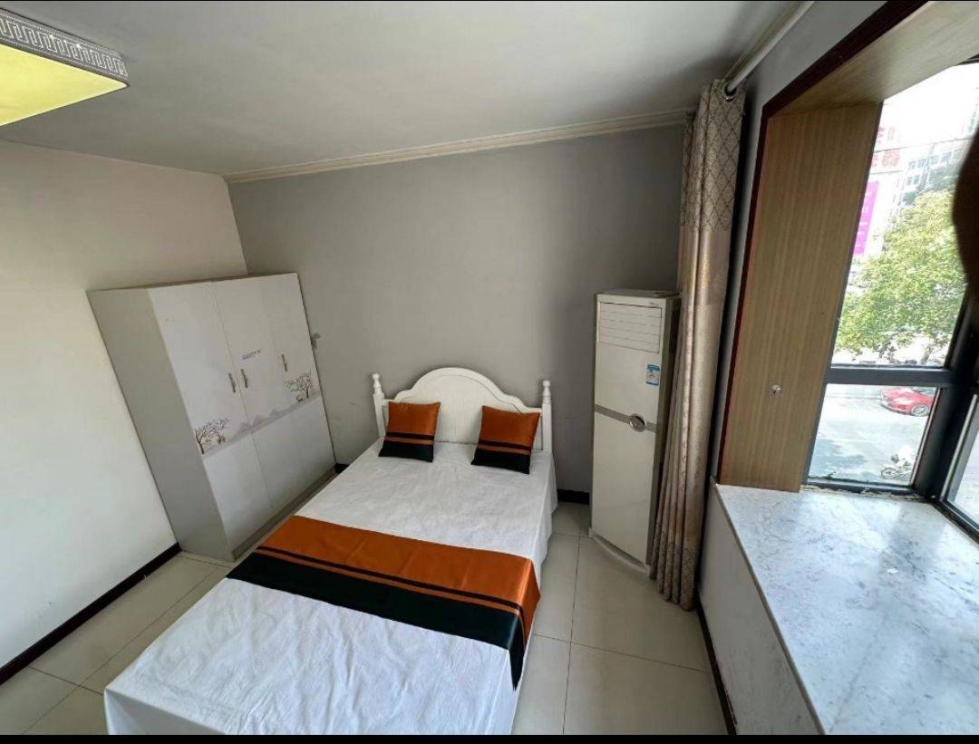 Zhengzhou-Erqi-Cozy Home,Clean&Comfy,No Gender Limit,Hustle & Bustle