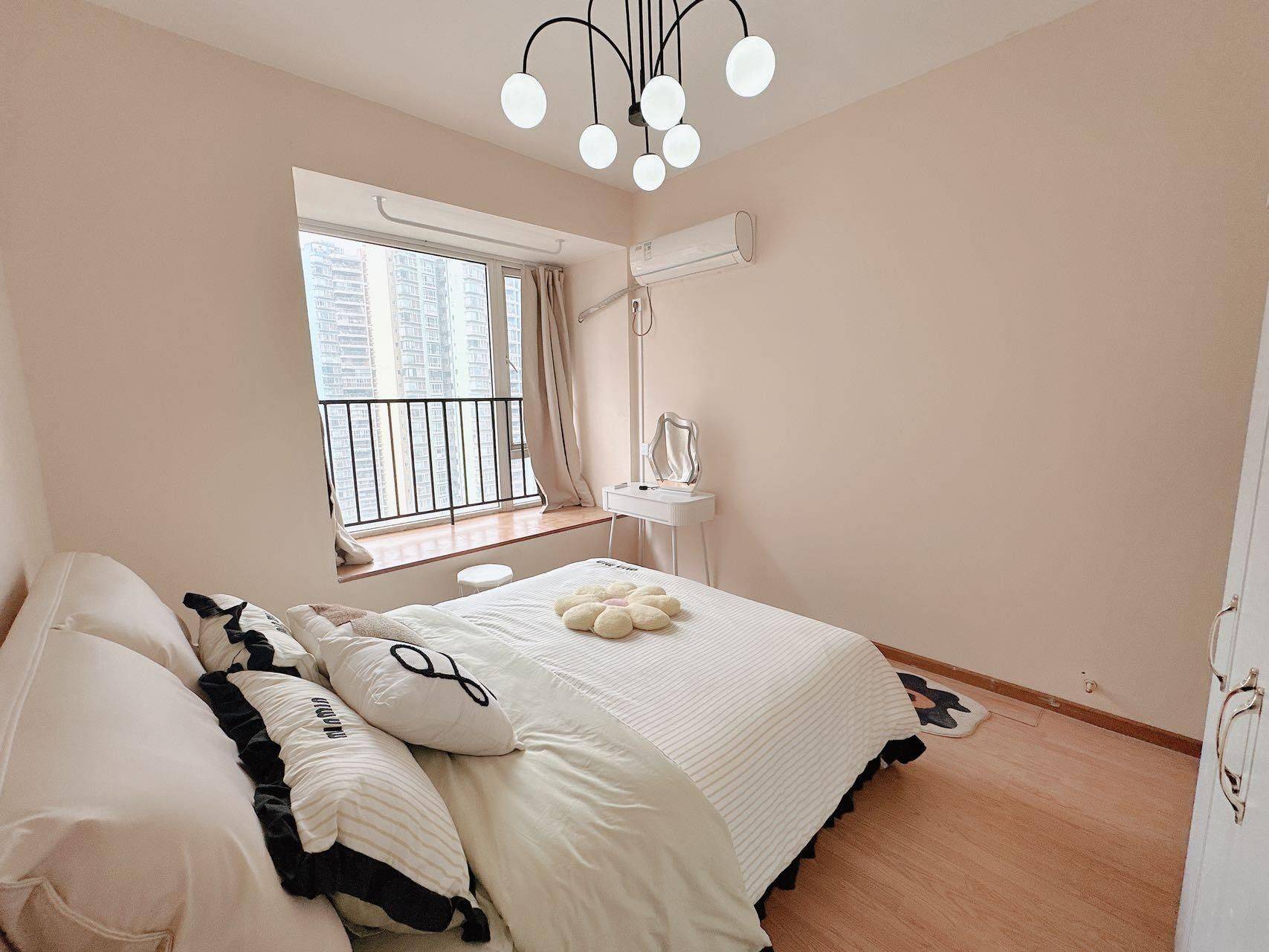 Chengdu-Wuhou-天府软件园,世纪城,天府四街,天府三街,花样年·福年广场,Clean&Comfy,No Gender Limit