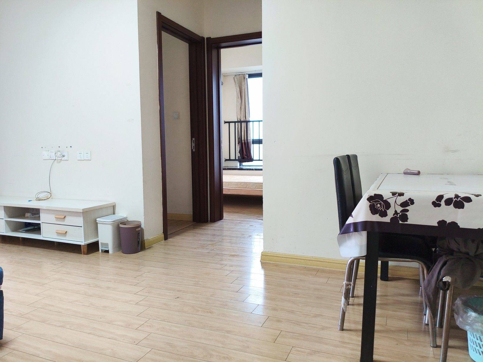 Guangzhou-Zengcheng-Cozy Home,Clean&Comfy,No Gender Limit,Hustle & Bustle,“Friends”,Chilled