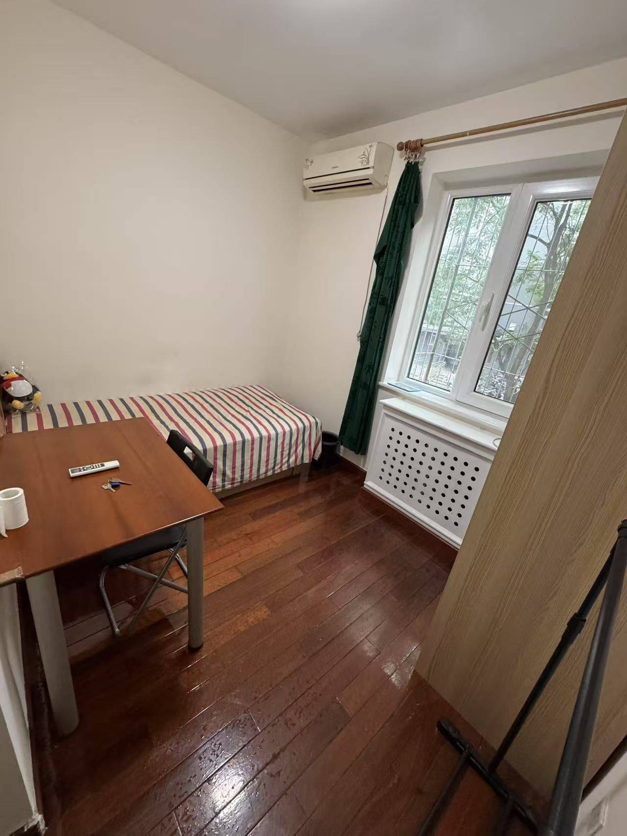 Beijing-Haidian-👯♀️,Long & Short Term,Seeking Flatmate,Shared Apartment