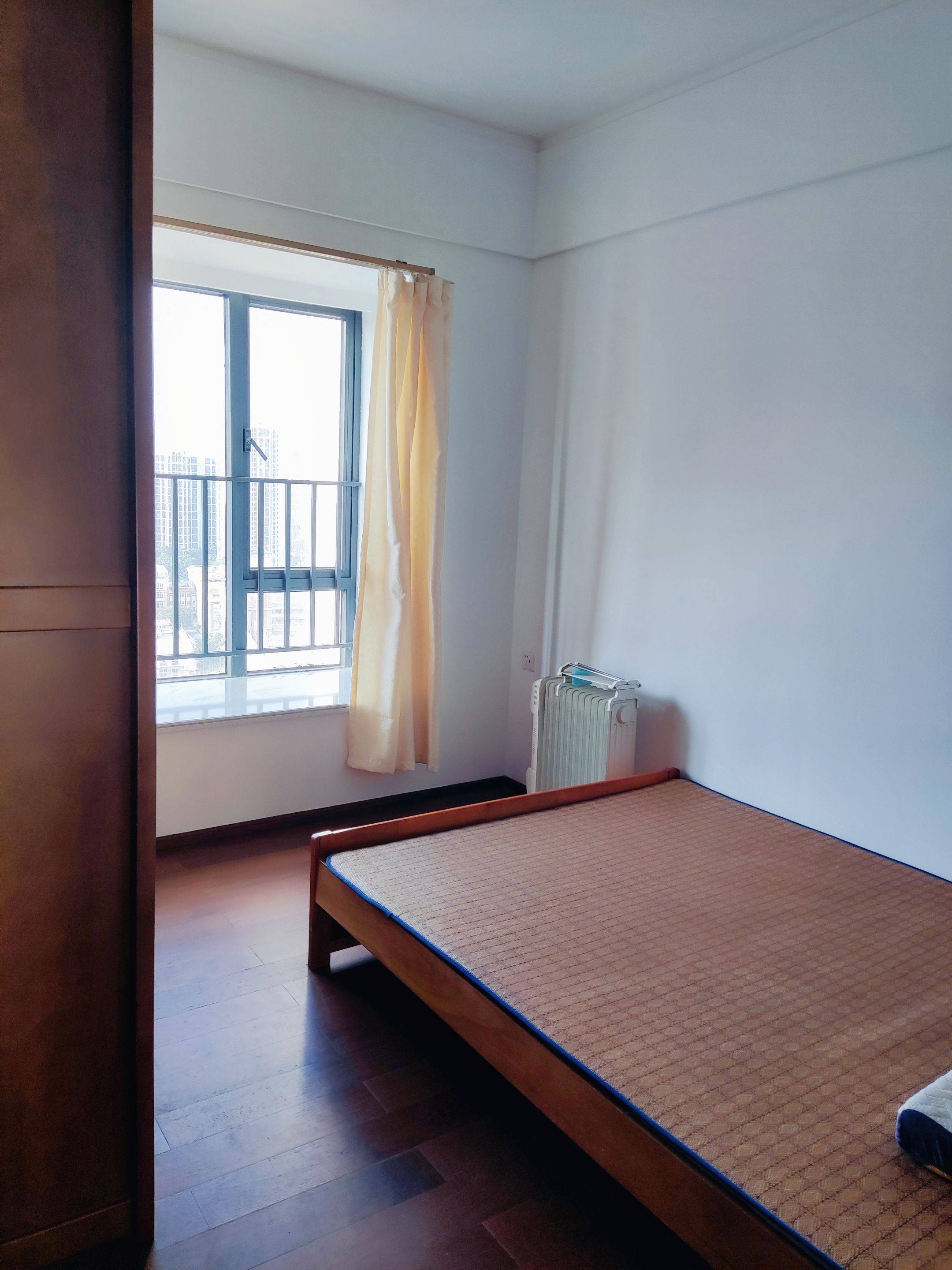 Guangzhou-Huangpu-Cozy Home,Clean&Comfy,No Gender Limit,Hustle & Bustle,“Friends”,Chilled