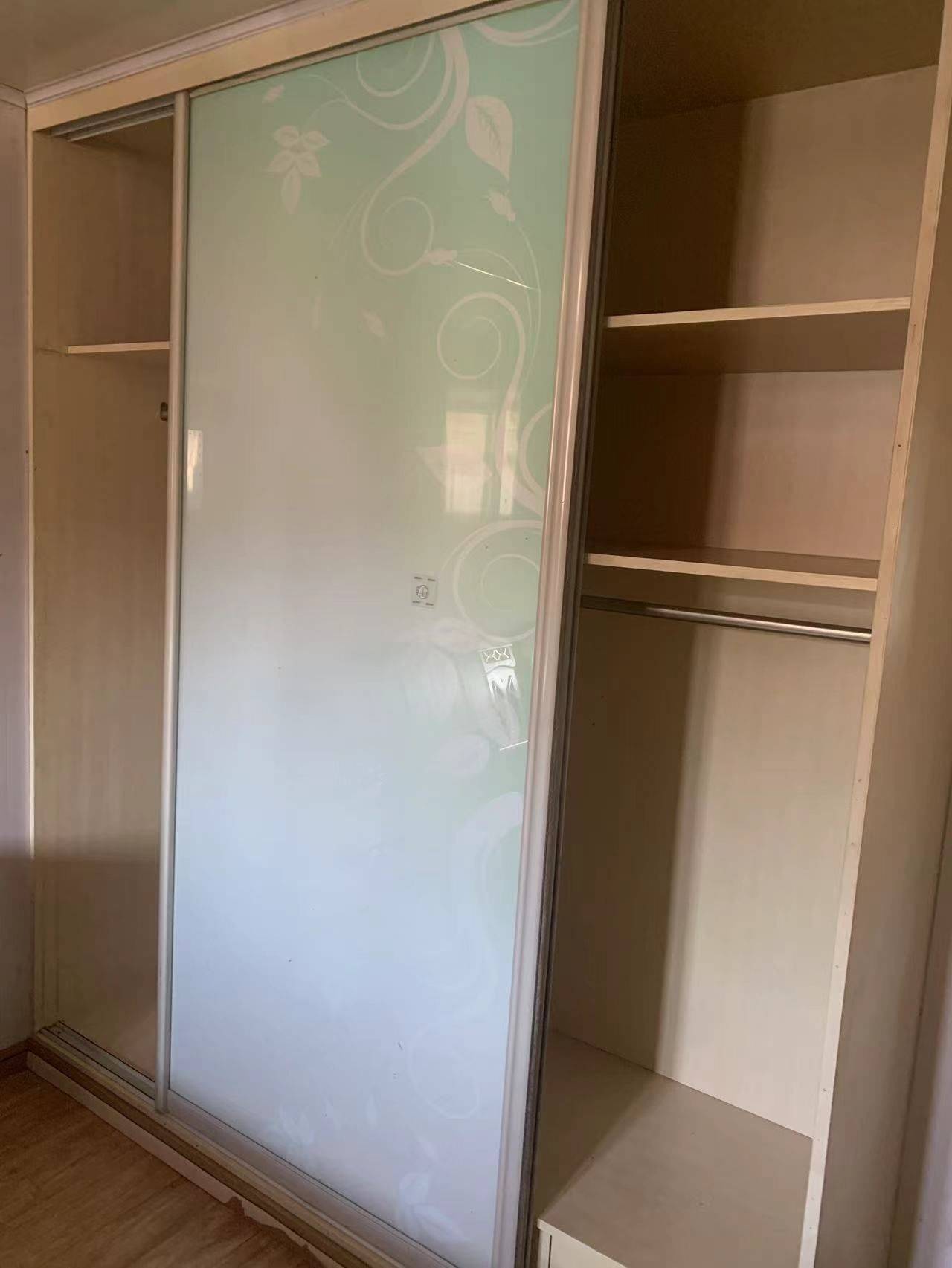 Wenzhou-Ruian City-Cozy Home,Clean&Comfy,No Gender Limit,Hustle & Bustle,“Friends”,Chilled,Pet Friendly