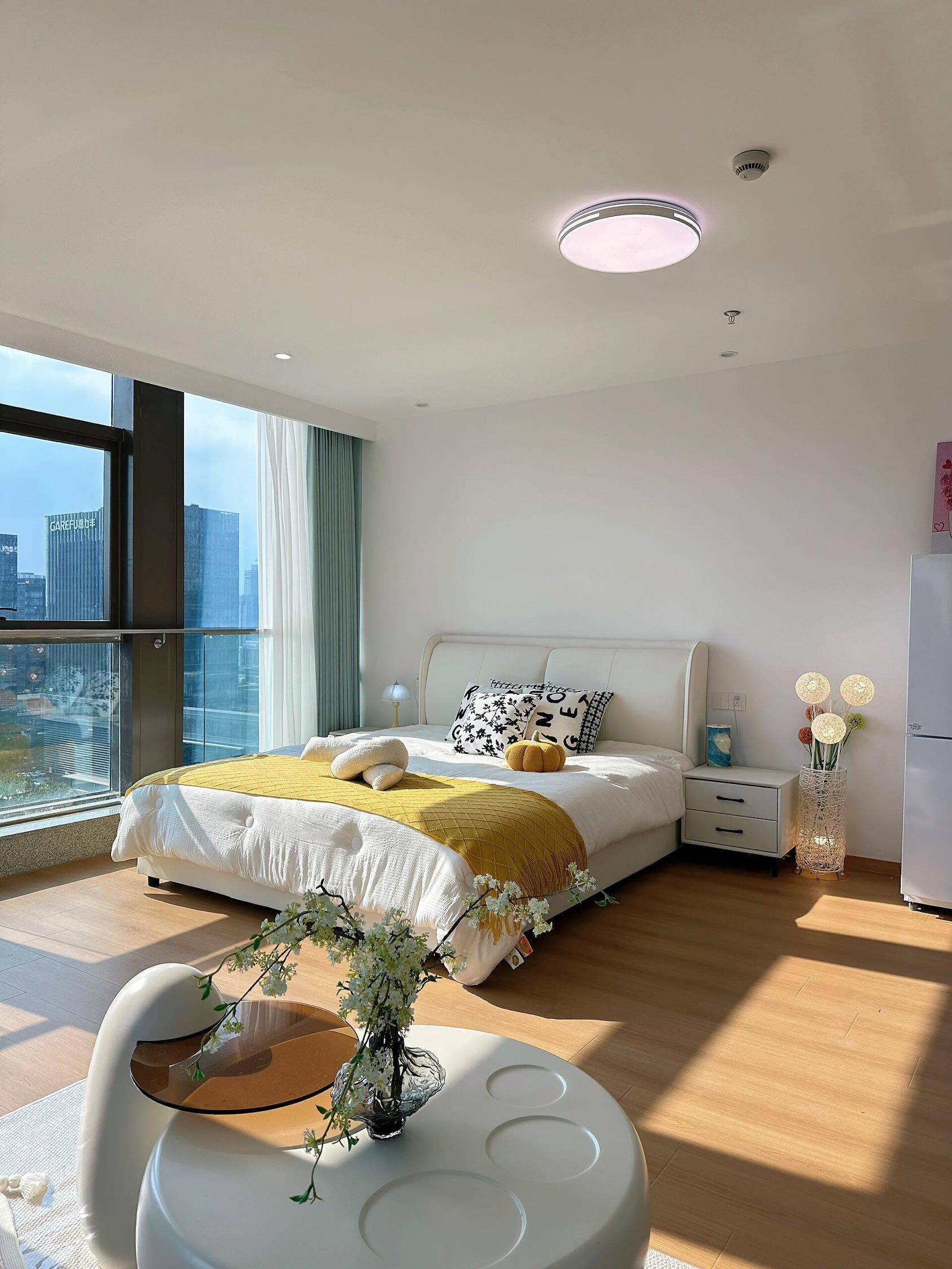 24h安保服务🛡️ | ❤️❤️实体墙一居室 | 配套齐全💯💯 | ❤️🔥❤️🔥可以短租 | 留学生公寓👨🏻🎓👩🏻🎓 | 🧡🧡民用水电 | 官方直租🩵🩵 | 不收中介费🆓🆓