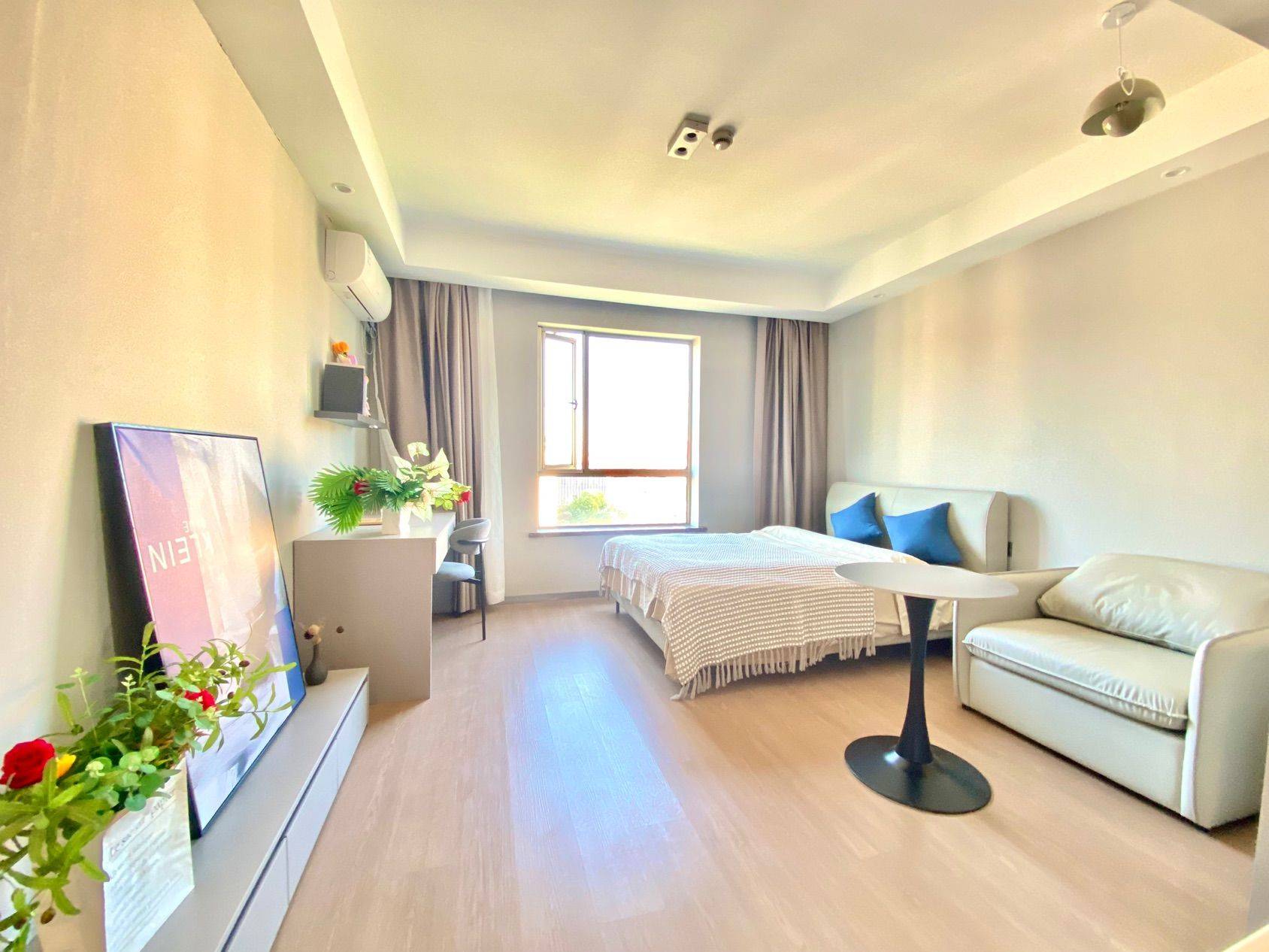 Shanghai-Pudong-Cozy Home,Clean&Comfy,No Gender Limit,Hustle & Bustle,Chilled