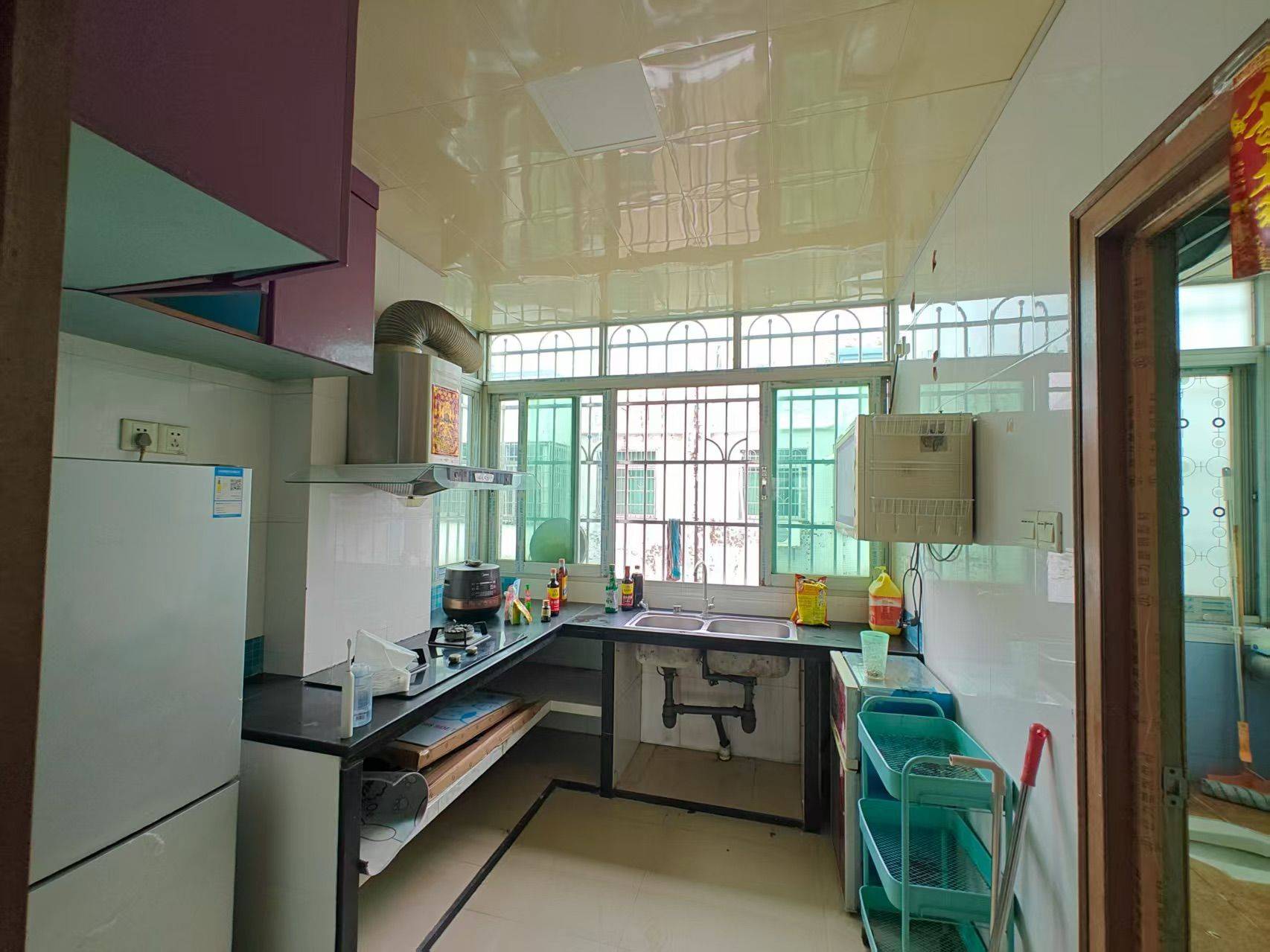 Guangzhou-Tianhe-Clean&Comfy,No Gender Limit,Hustle & Bustle