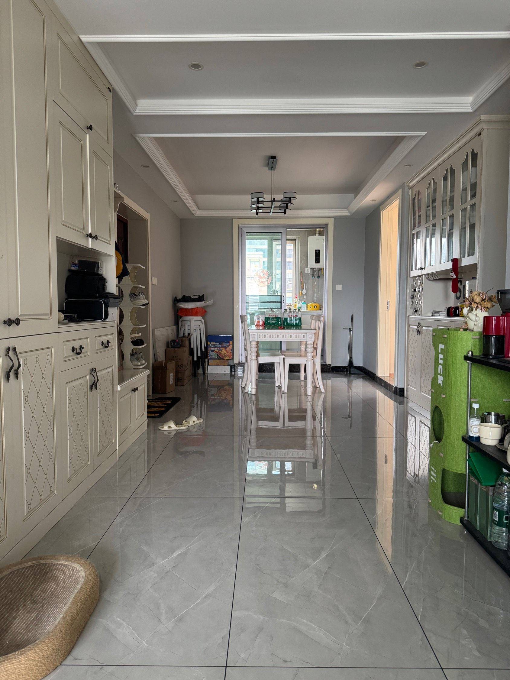 Hangzhou-Binjiang-Cozy Home,Clean&Comfy,No Gender Limit,Hustle & Bustle,“Friends”,Chilled,LGBTQ Friendly,Pet Friendly