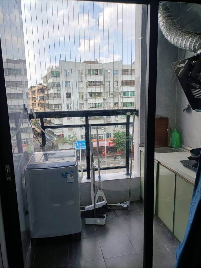 Guangzhou-Panyu-“Friends”