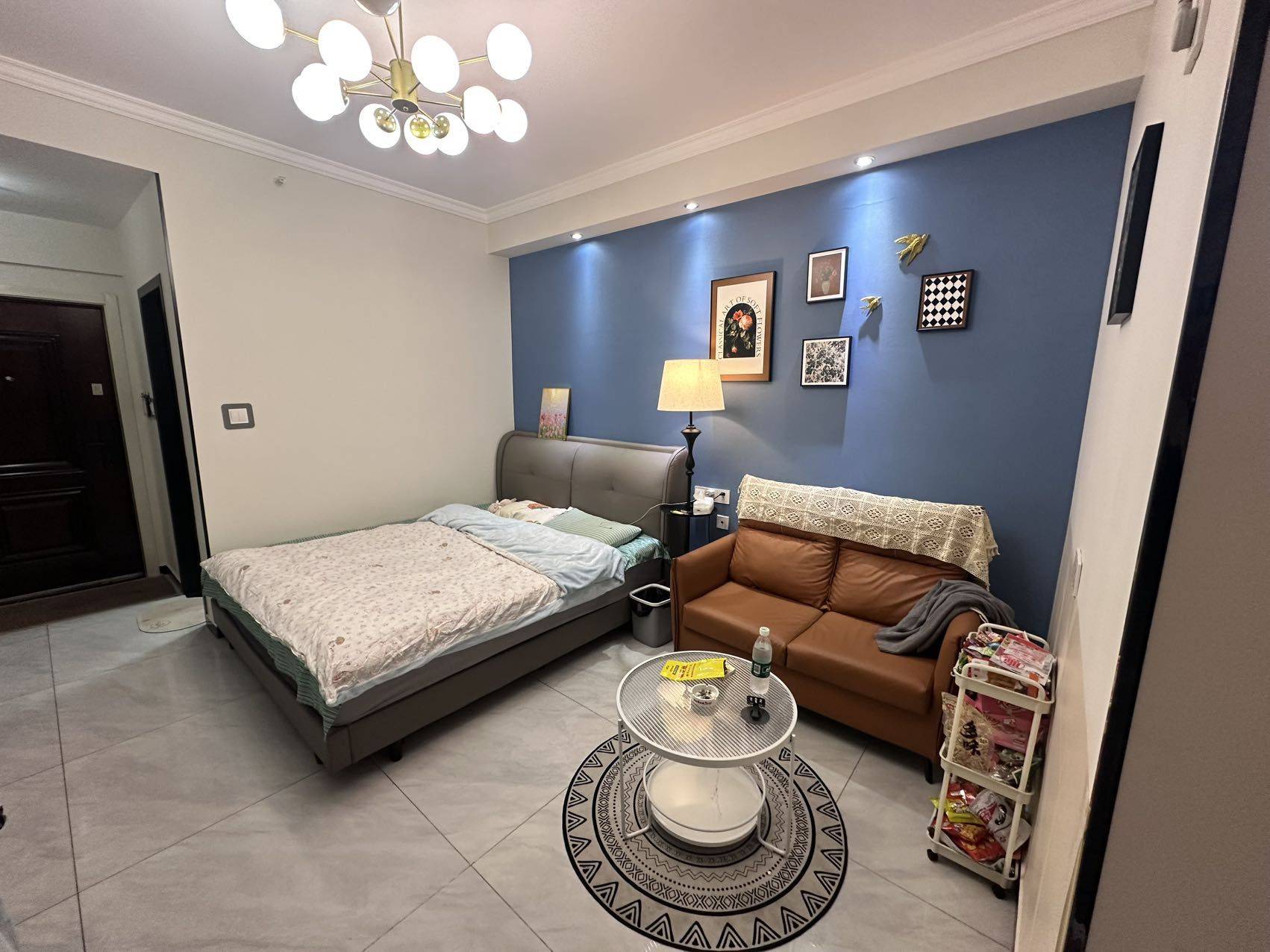 Zhengzhou-Jinshui-Cozy Home,Clean&Comfy,No Gender Limit,Hustle & Bustle,“Friends”,Chilled,LGBTQ Friendly,Pet Friendly