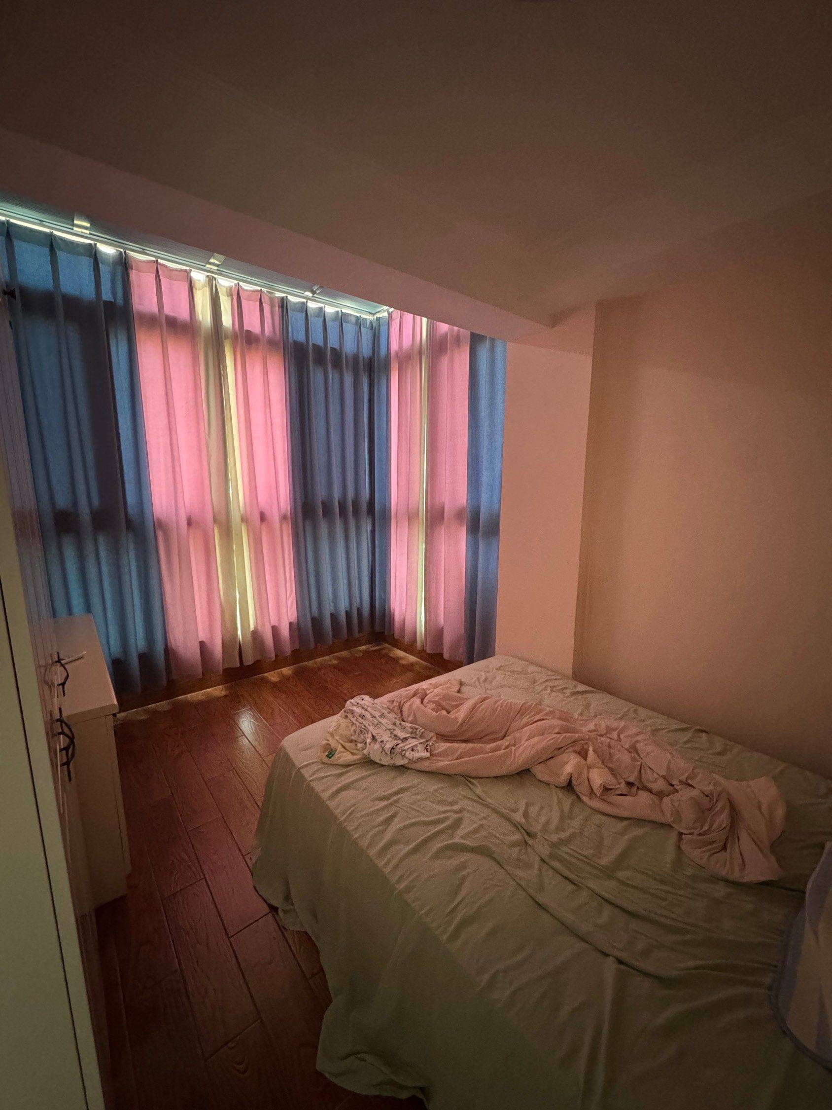 Hangzhou-Binjiang-Cozy Home,Clean&Comfy,No Gender Limit,Hustle & Bustle,“Friends”,Chilled,LGBTQ Friendly,Pet Friendly