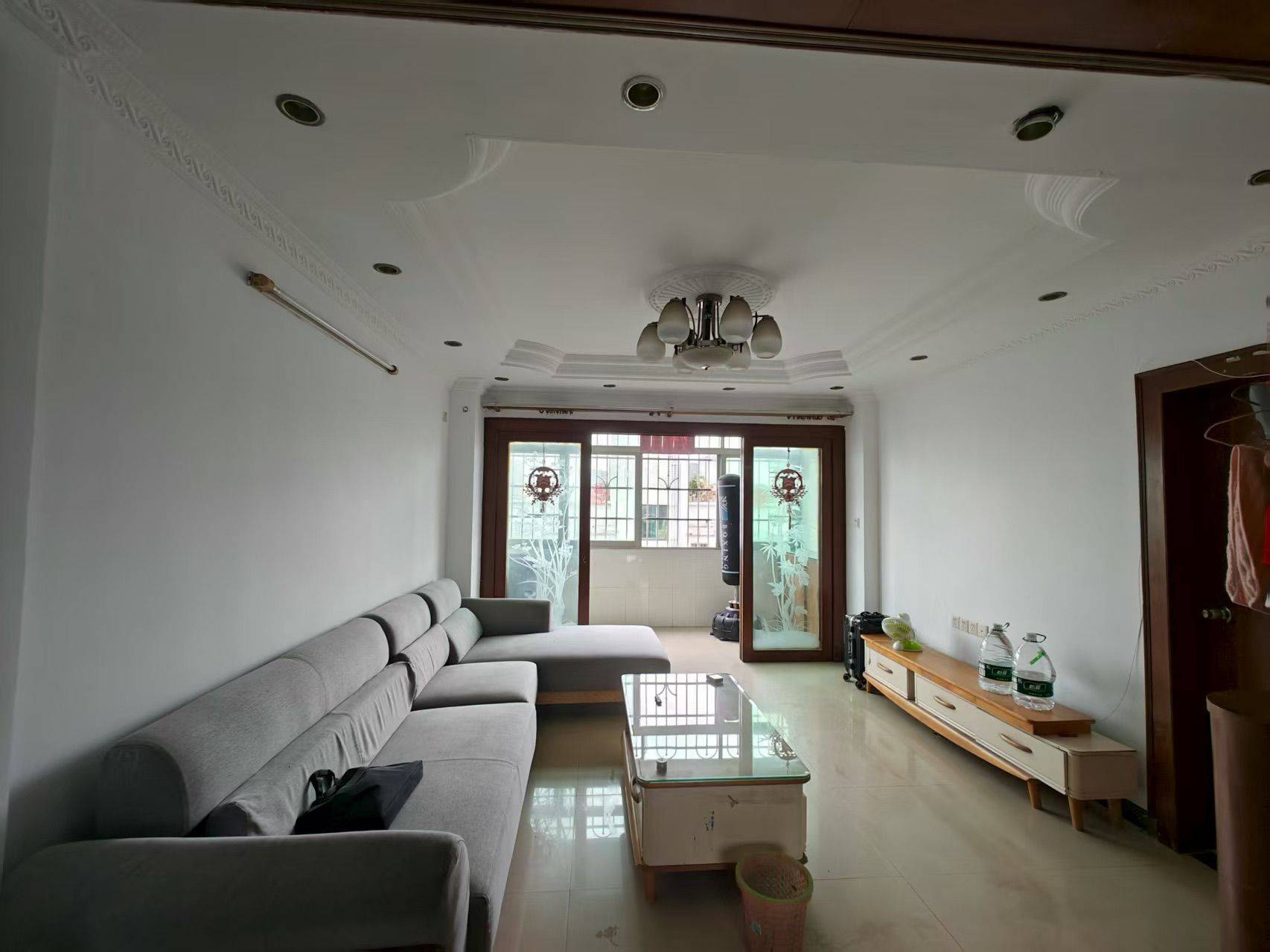 Guangzhou-Tianhe-Clean&Comfy,No Gender Limit,Hustle & Bustle