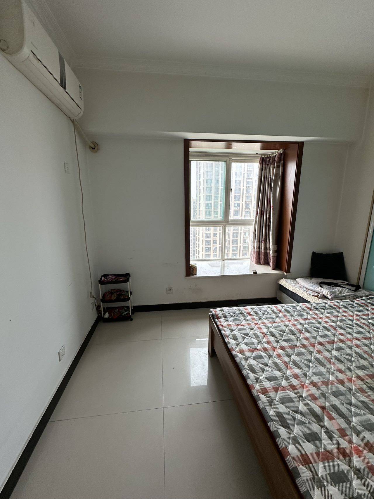 Xi'An-Weiyang-Cozy Home,Clean&Comfy,No Gender Limit,Hustle & Bustle