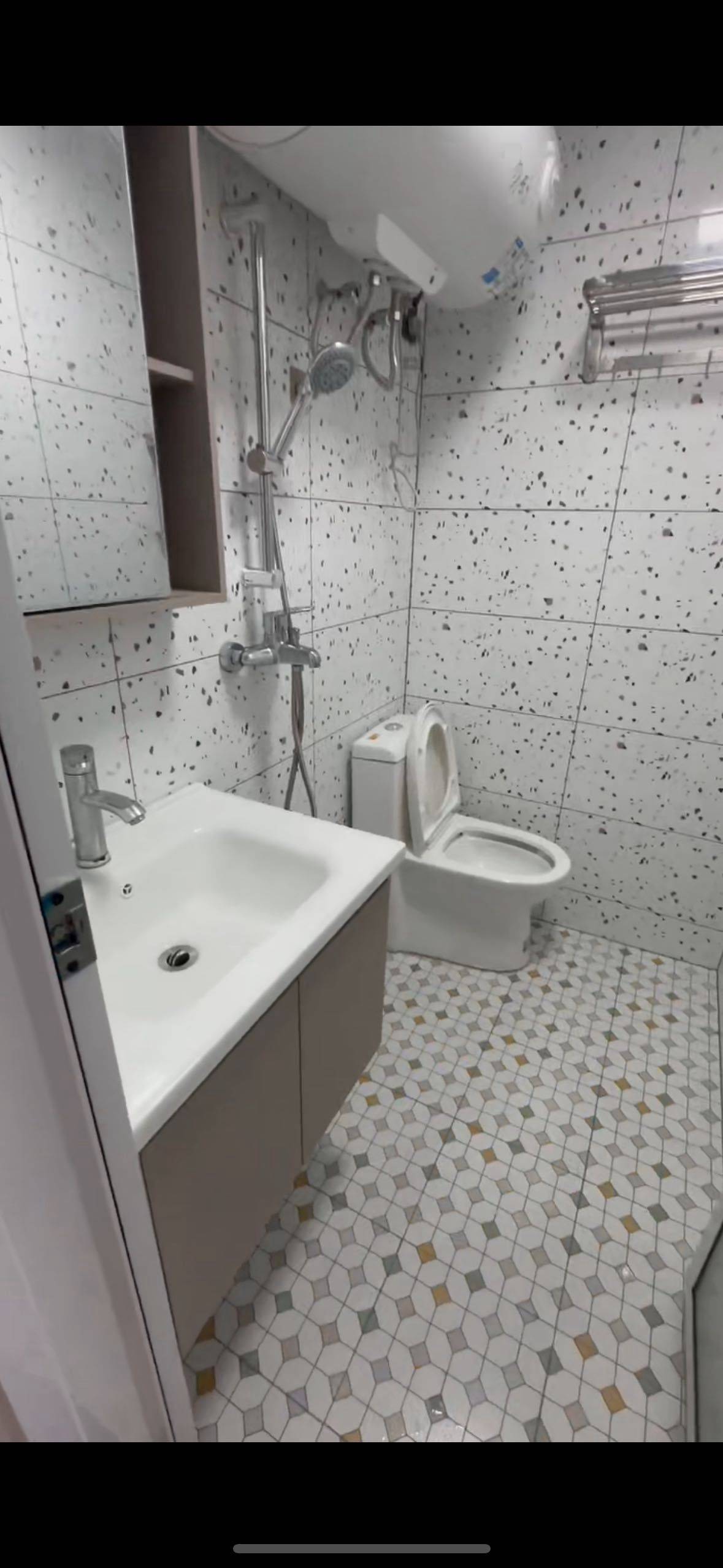 Nanjing-Jianye-Cozy Home,Clean&Comfy,No Gender Limit,Hustle & Bustle,“Friends”,Chilled,LGBTQ Friendly,Pet Friendly