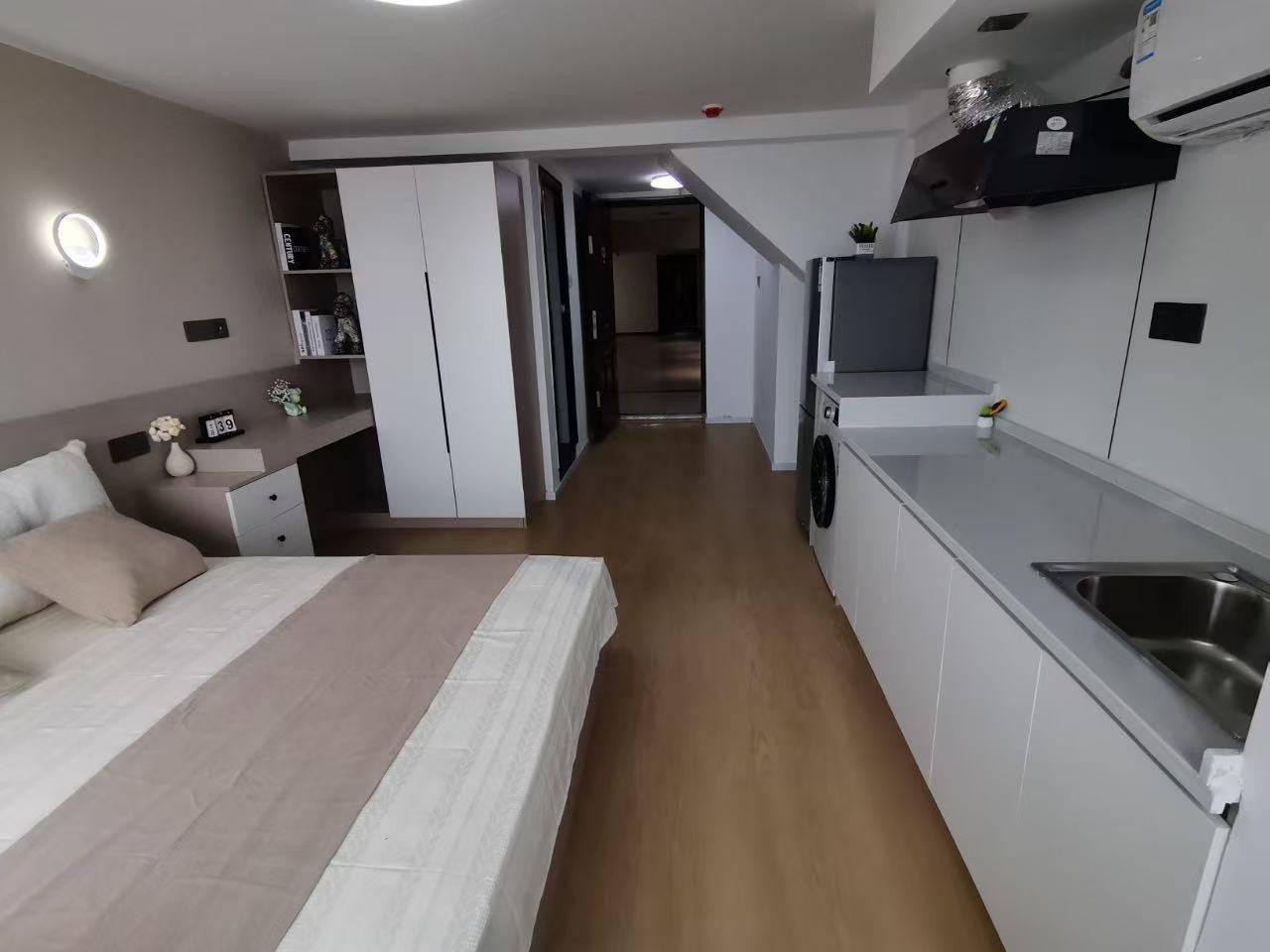 Wuhan-Jiangxia-No Gender Limit,Pet Friendly