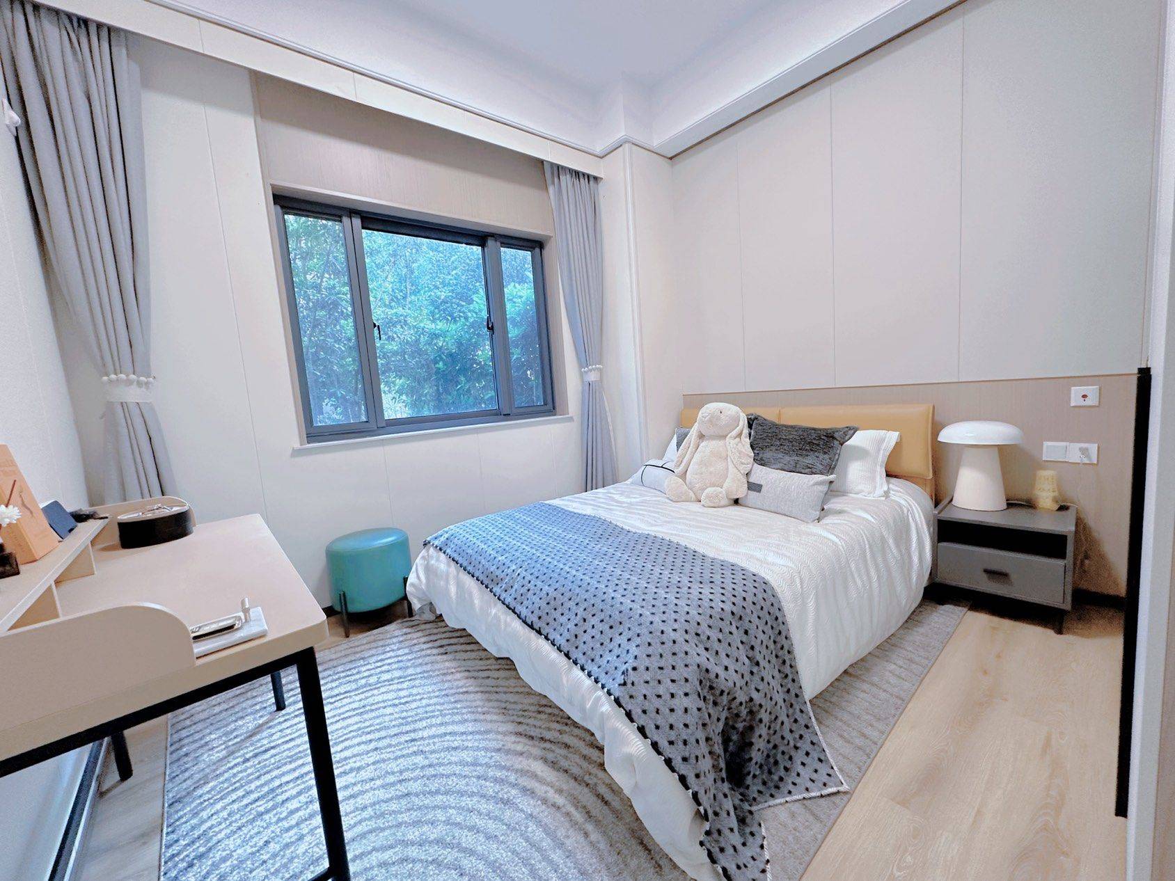 Shanghai-Pudong-Cozy Home,Clean&Comfy,No Gender Limit,Hustle & Bustle,“Friends”,Chilled,LGBTQ Friendly,Pet Friendly