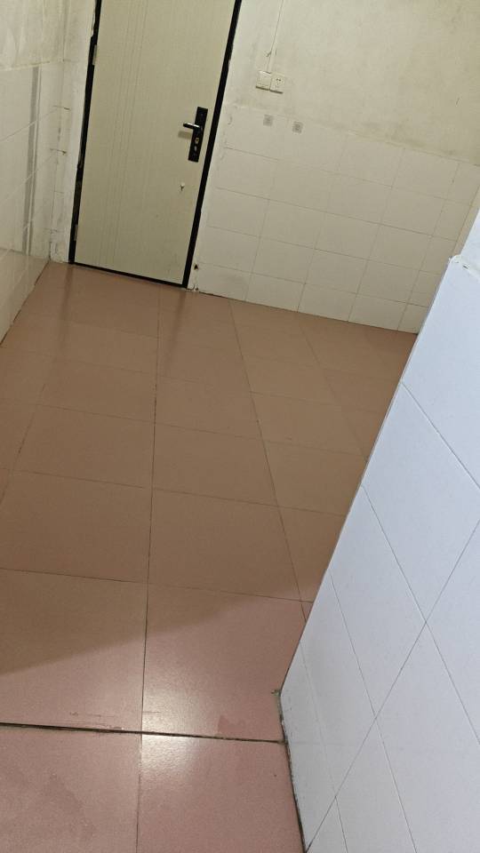 Shenzhen-BaoAn-Clean&Comfy,No Gender Limit