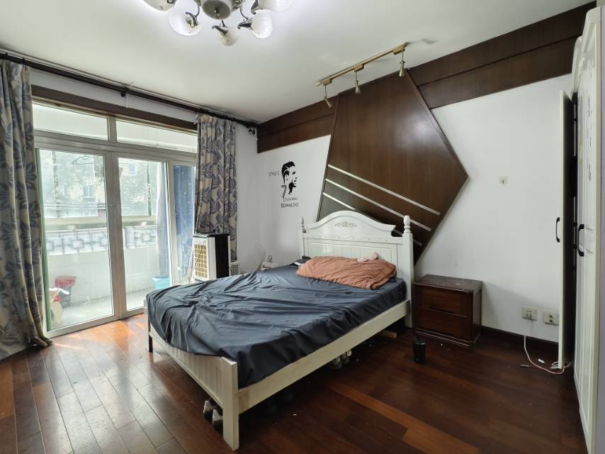 Shanghai-Jing‘An-Cozy Home,No Gender Limit,Hustle & Bustle,“Friends”,Chilled