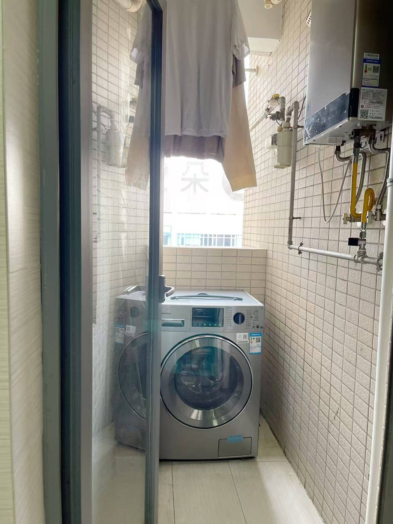 Shenzhen-Futian-Cozy Home,Clean&Comfy,No Gender Limit,Hustle & Bustle,“Friends”,Chilled,LGBTQ Friendly,Pet Friendly