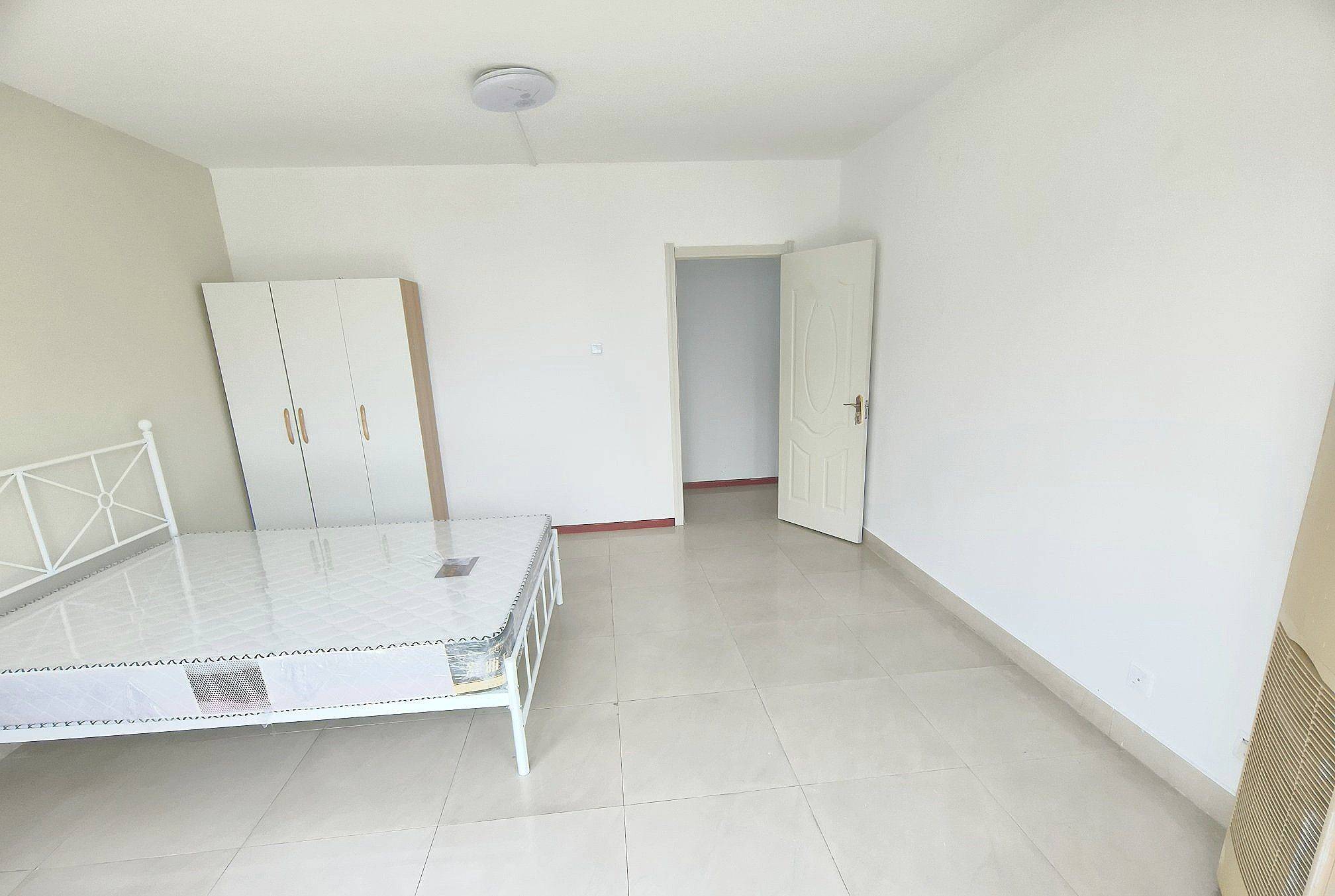 Chengdu-Jinniu-Cozy Home,Clean&Comfy,No Gender Limit,Hustle & Bustle