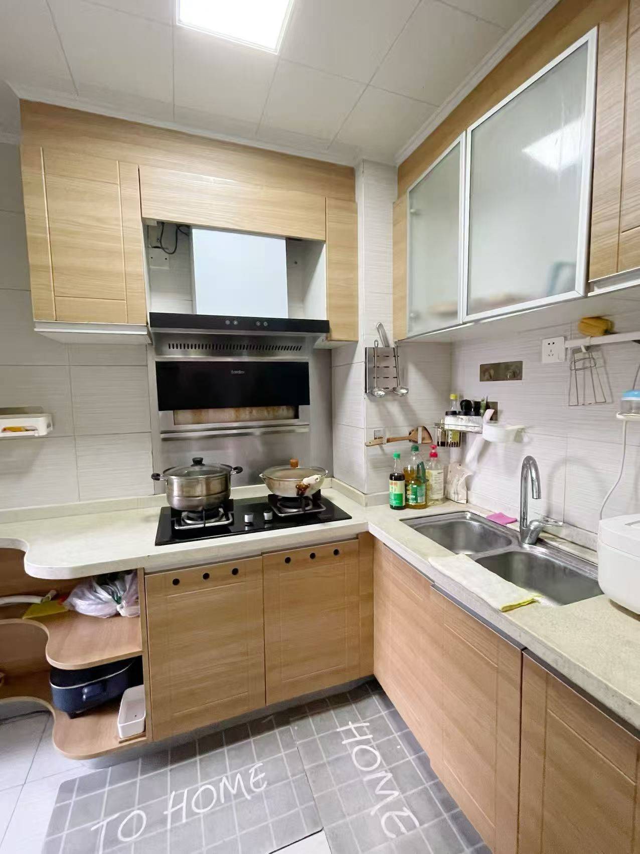 Shenzhen-Futian-Cozy Home,Clean&Comfy,No Gender Limit,Hustle & Bustle,“Friends”,Chilled,LGBTQ Friendly,Pet Friendly