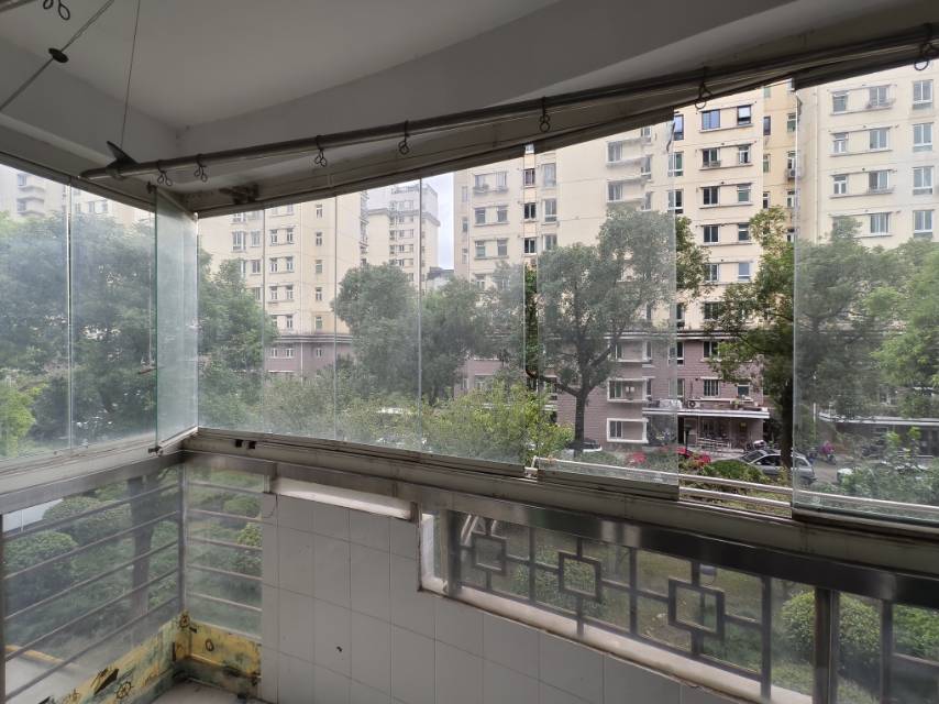 Shanghai-Jing‘An-Cozy Home,No Gender Limit,Hustle & Bustle,“Friends”,Chilled