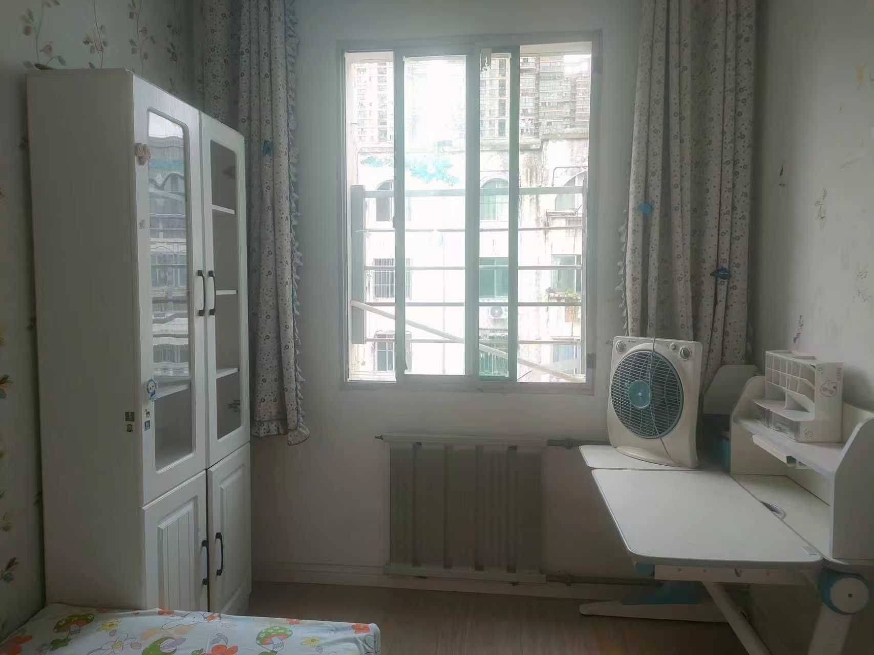 Hefei-Luyang-Cozy Home,Clean&Comfy,No Gender Limit,Hustle & Bustle,“Friends”,Chilled