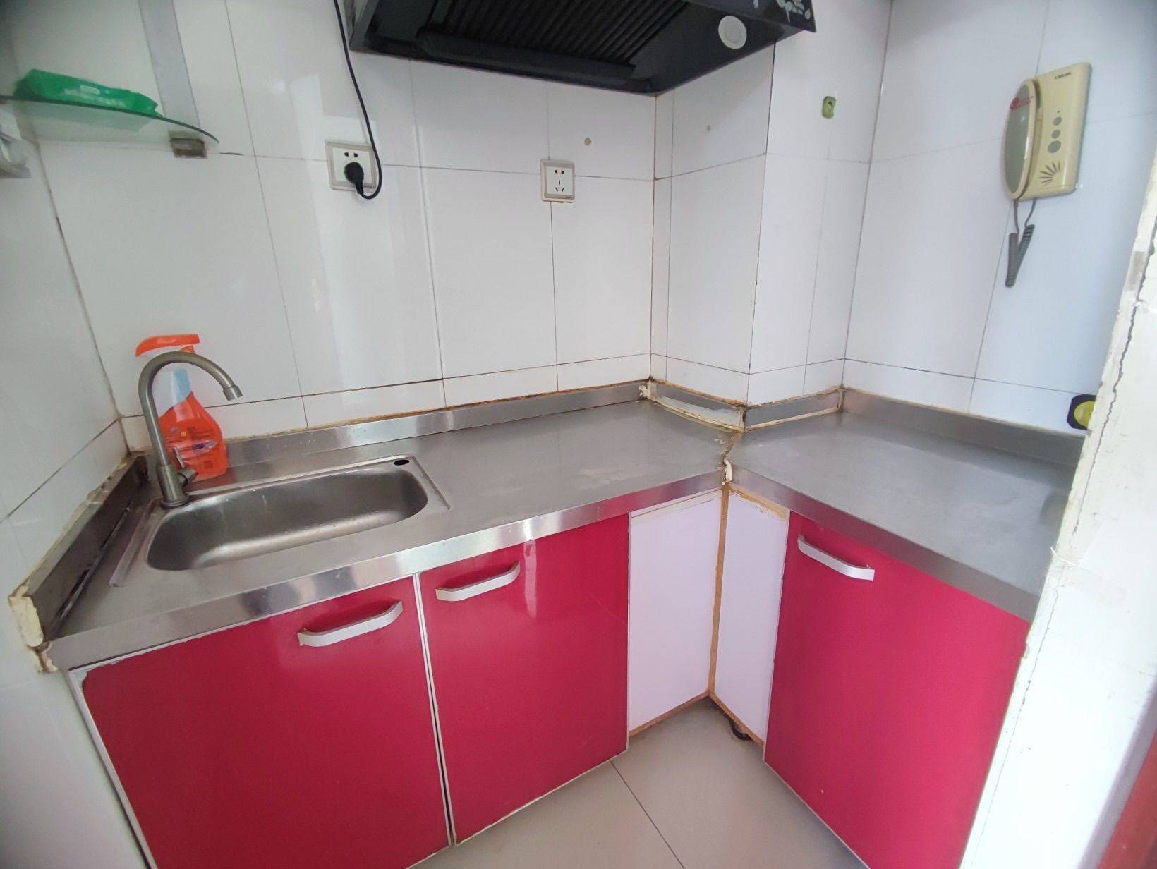 Shijiazhuang-Yuhua-Cozy Home,Clean&Comfy,No Gender Limit,Hustle & Bustle,“Friends”