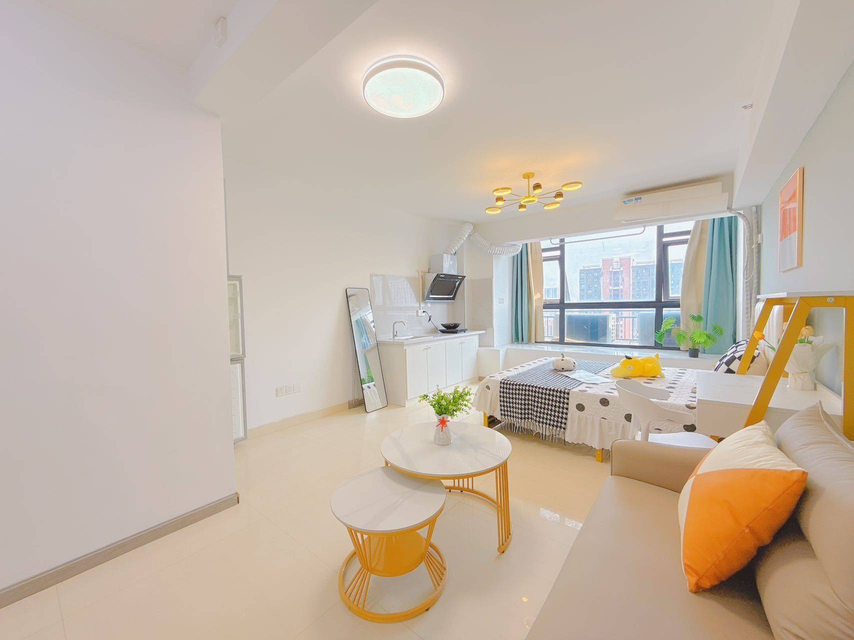 Wuhan-Hongshan-Cozy Home,Clean&Comfy,No Gender Limit,Hustle & Bustle,“Friends”,Chilled,LGBTQ Friendly,Pet Friendly