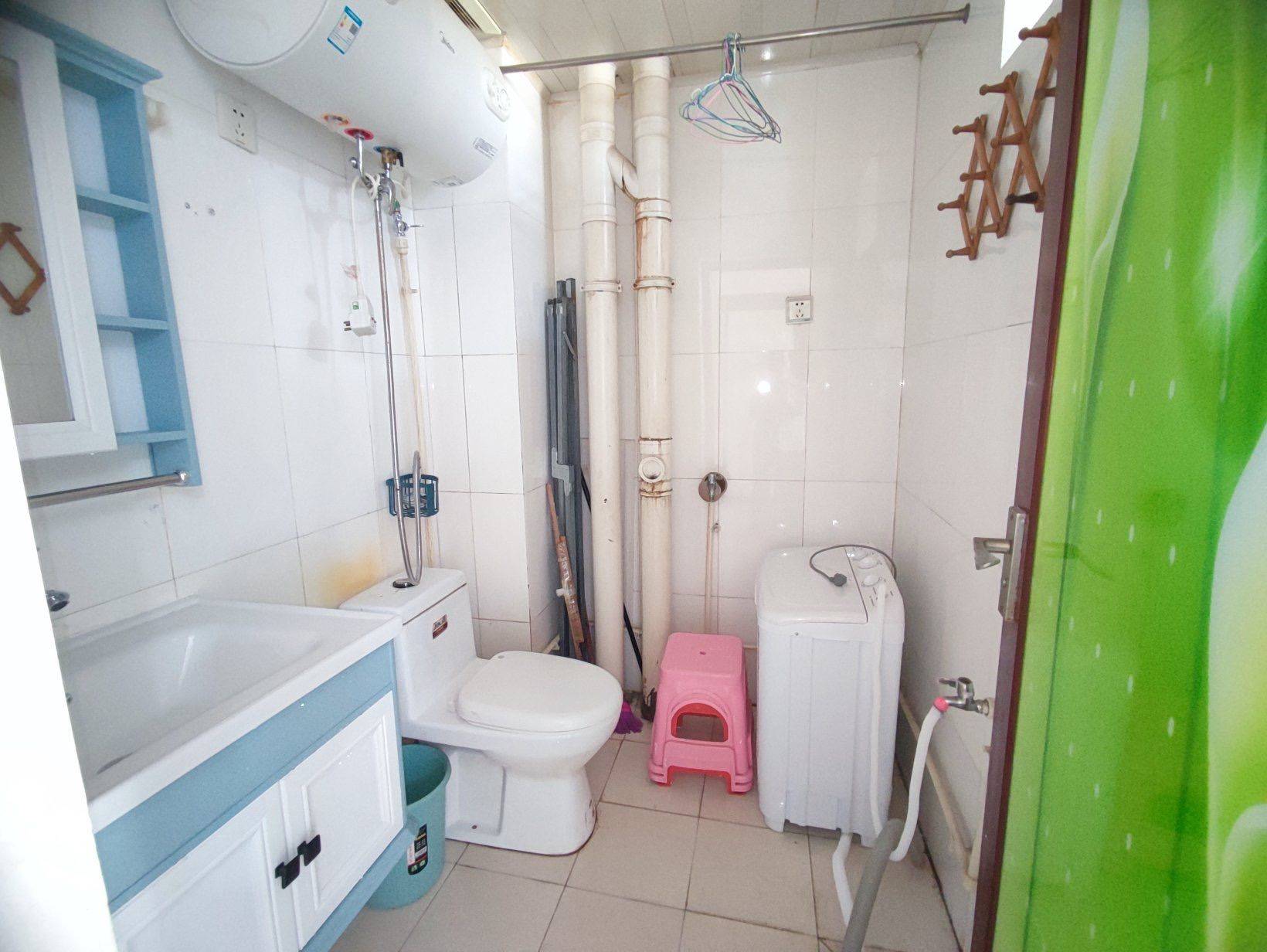 Shijiazhuang-Yuhua-Cozy Home,Clean&Comfy,No Gender Limit,Hustle & Bustle,“Friends”