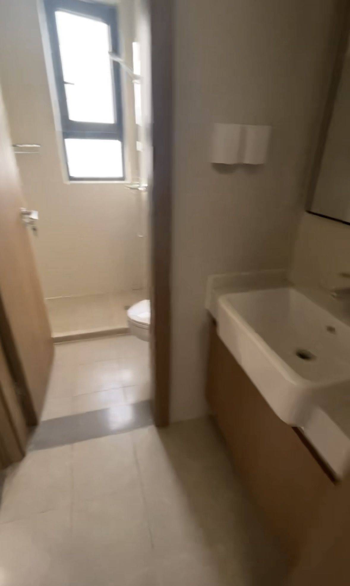 Shanghai-Pudong-Cozy Home,Clean&Comfy,No Gender Limit,Hustle & Bustle,“Friends”,Chilled,LGBTQ Friendly,Pet Friendly