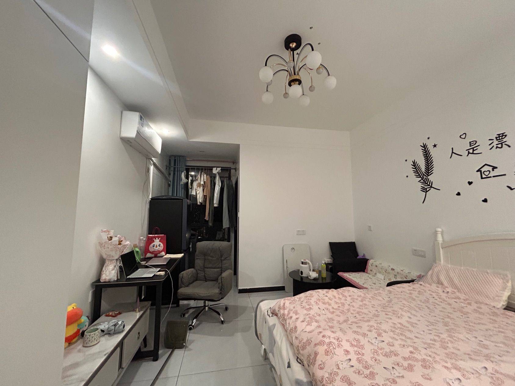 Zhengzhou-Jinshui-Cozy Home,Clean&Comfy,No Gender Limit,Hustle & Bustle,Chilled