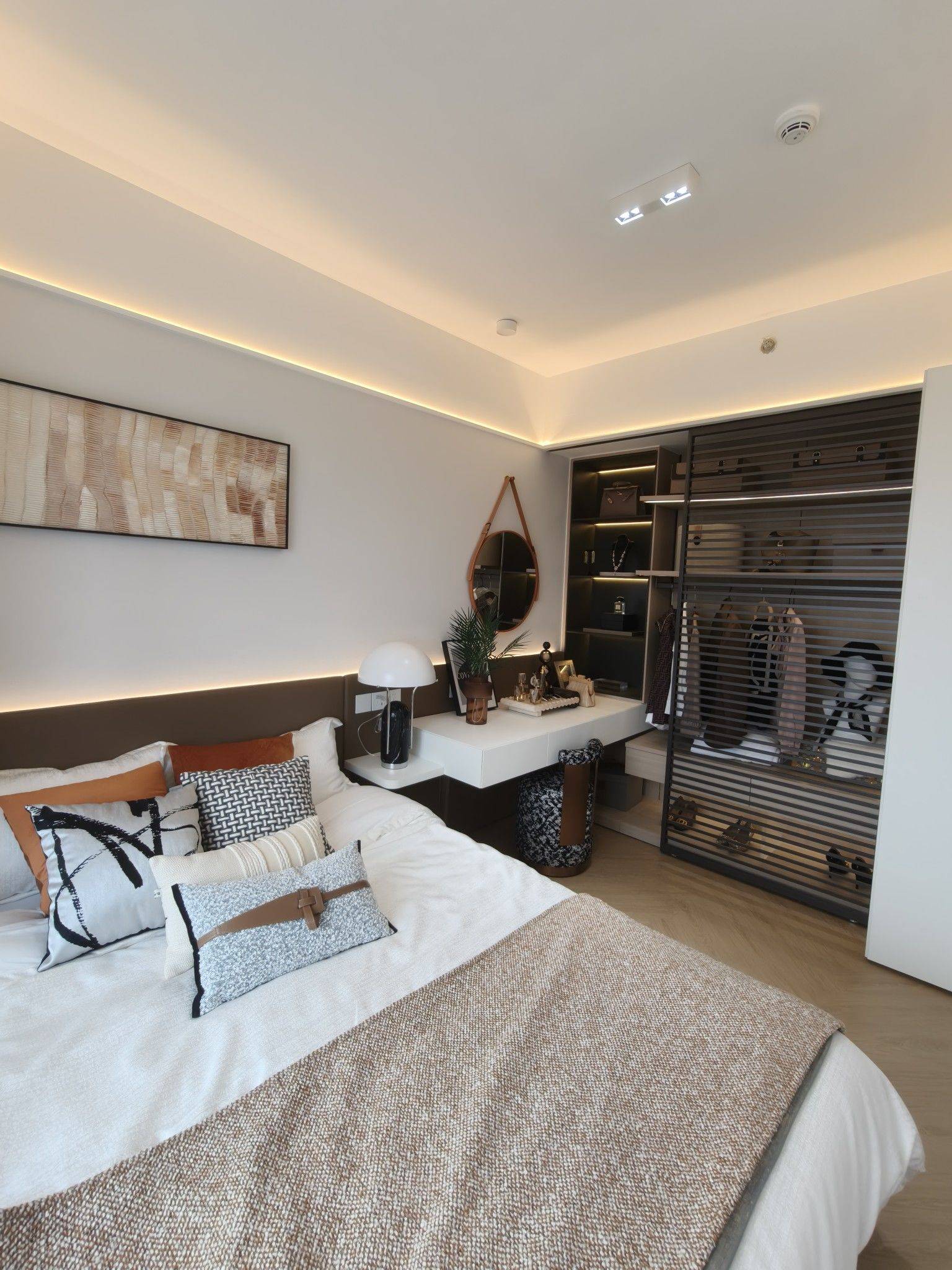 Shanghai-Jing‘An-保租房😍,整租一居😛,Pet Friendly,LGBTQ Friendly,Cozy Home,Clean&Comfy,No Gender Limit,Hustle & Bustle,“Friends”,Chilled