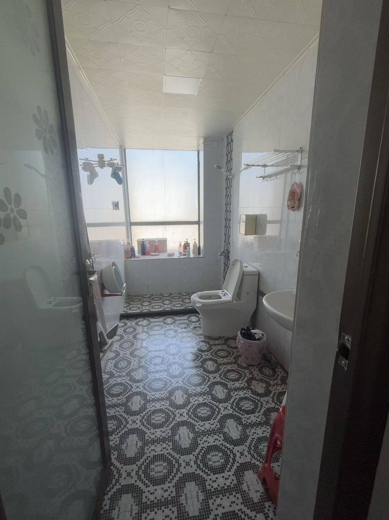 Shenzhen-BaoAn-Cozy Home,Clean&Comfy,No Gender Limit,Hustle & Bustle