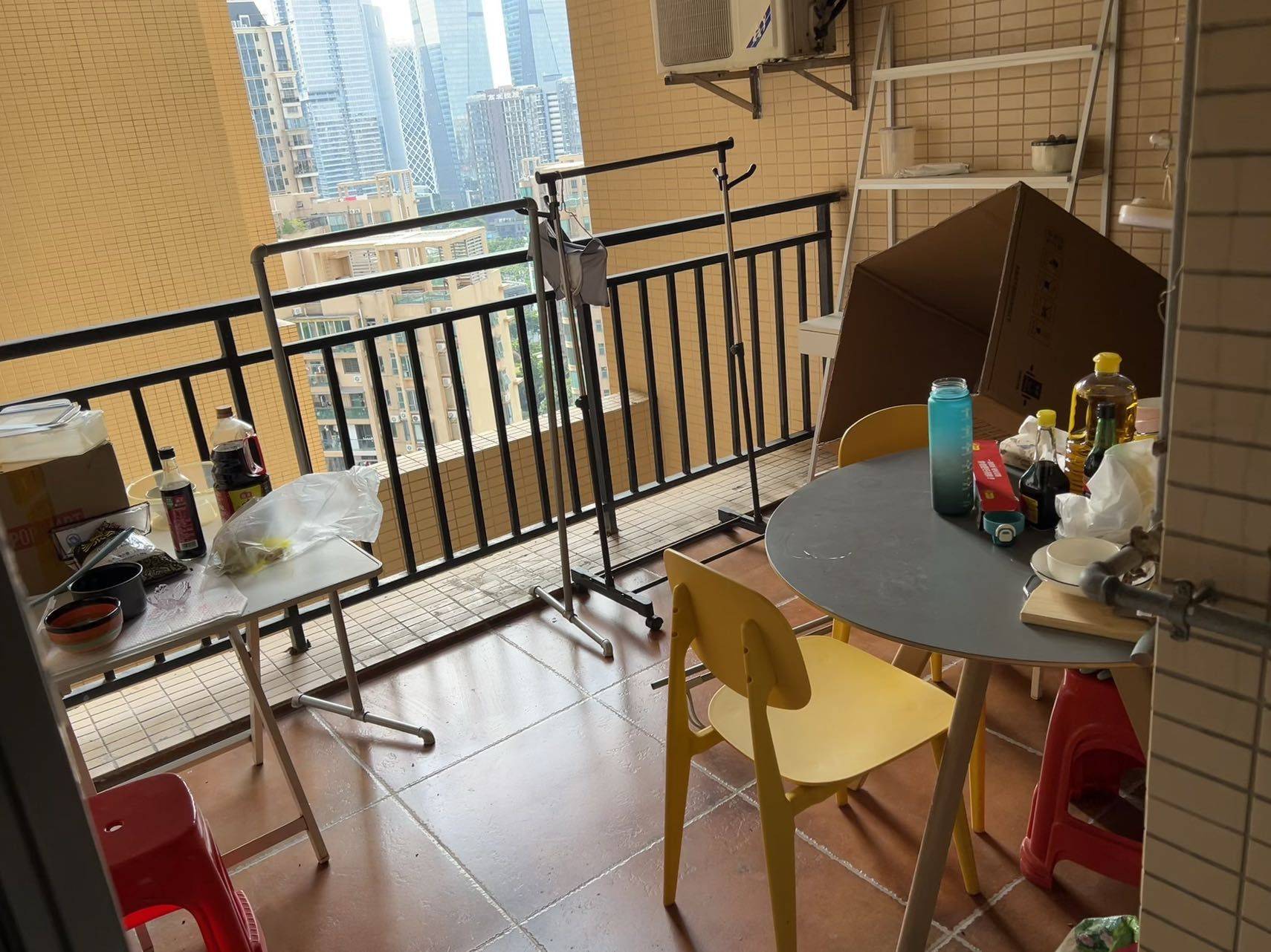 Shenzhen-BaoAn-Cozy Home,Clean&Comfy,No Gender Limit,Hustle & Bustle