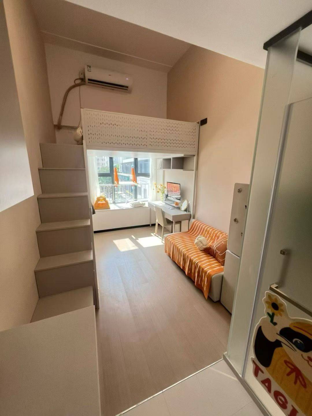 Shanghai-Jing‘An-Cozy Home,Clean&Comfy,No Gender Limit,Hustle & Bustle,“Friends”,Chilled,LGBTQ Friendly,Pet Friendly